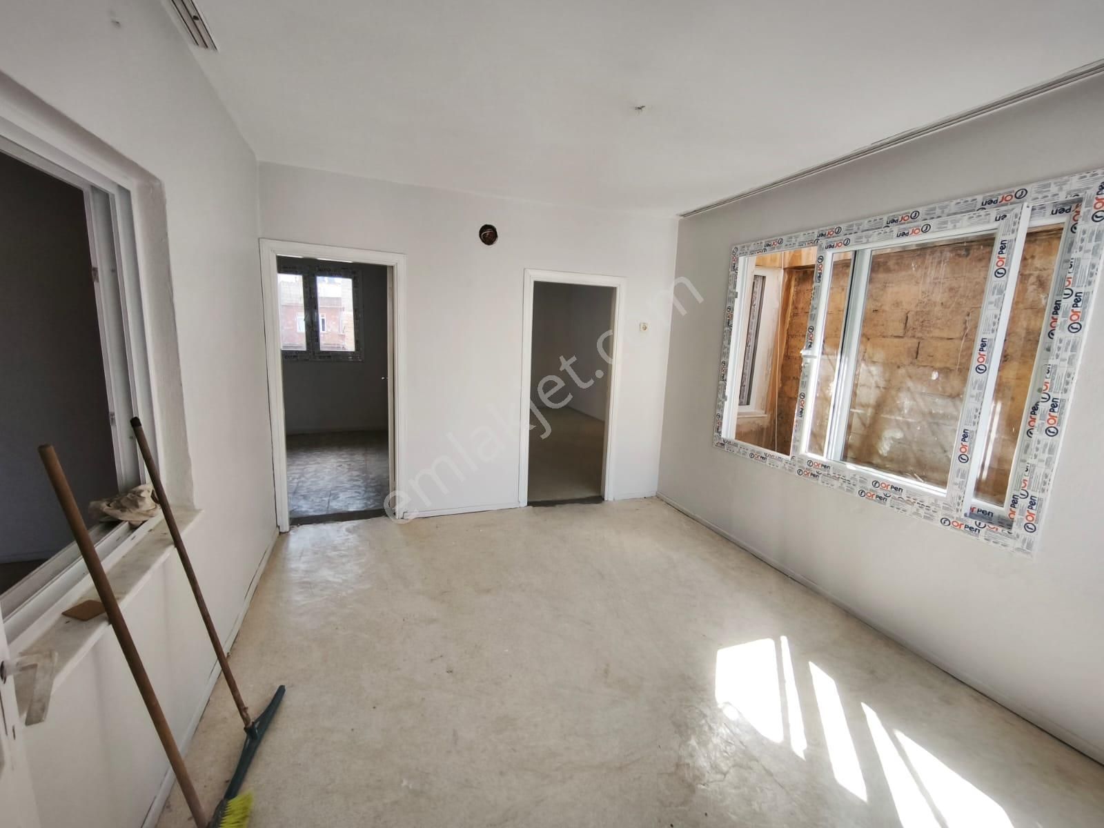 Esse My Home Dan Eski Askerlik Şubesi Karşısı 3 Katlı Mustakil Ev - Görsel 15