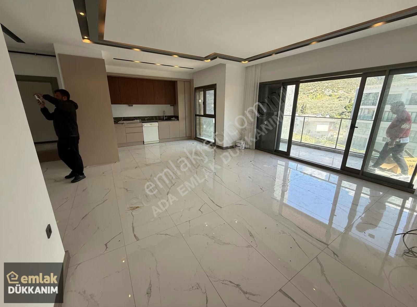 Kuşadası'nın Elit Sitesinde Geniş 2+1daire - Görsel 4