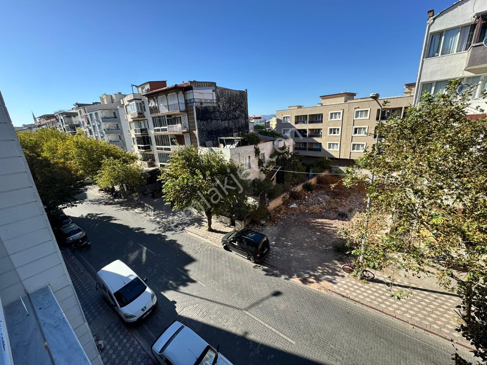 Atatürk Mahallesinde 3+1 Lüks Daire - Görsel 4