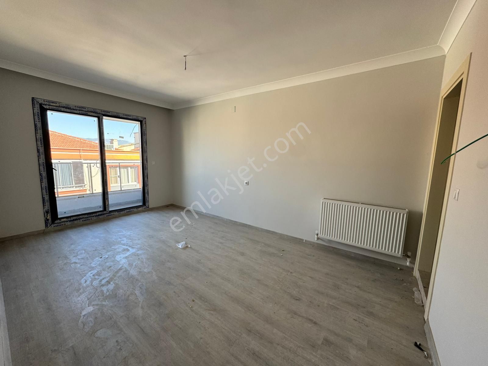 Atatürk Mahallesinde 3+1 Lüks Daire - Görsel 6