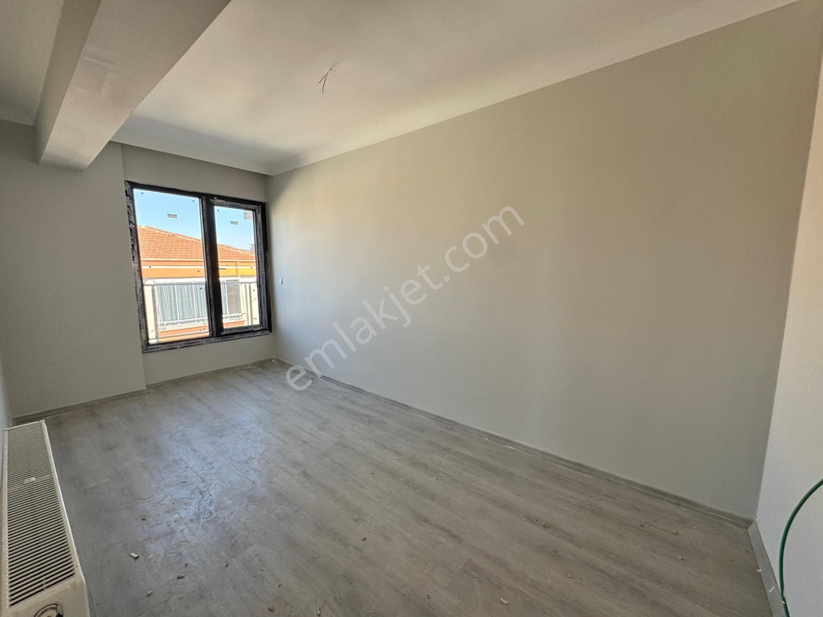 Atatürk Mahallesinde 3+1 Lüks Daire - Görsel 8