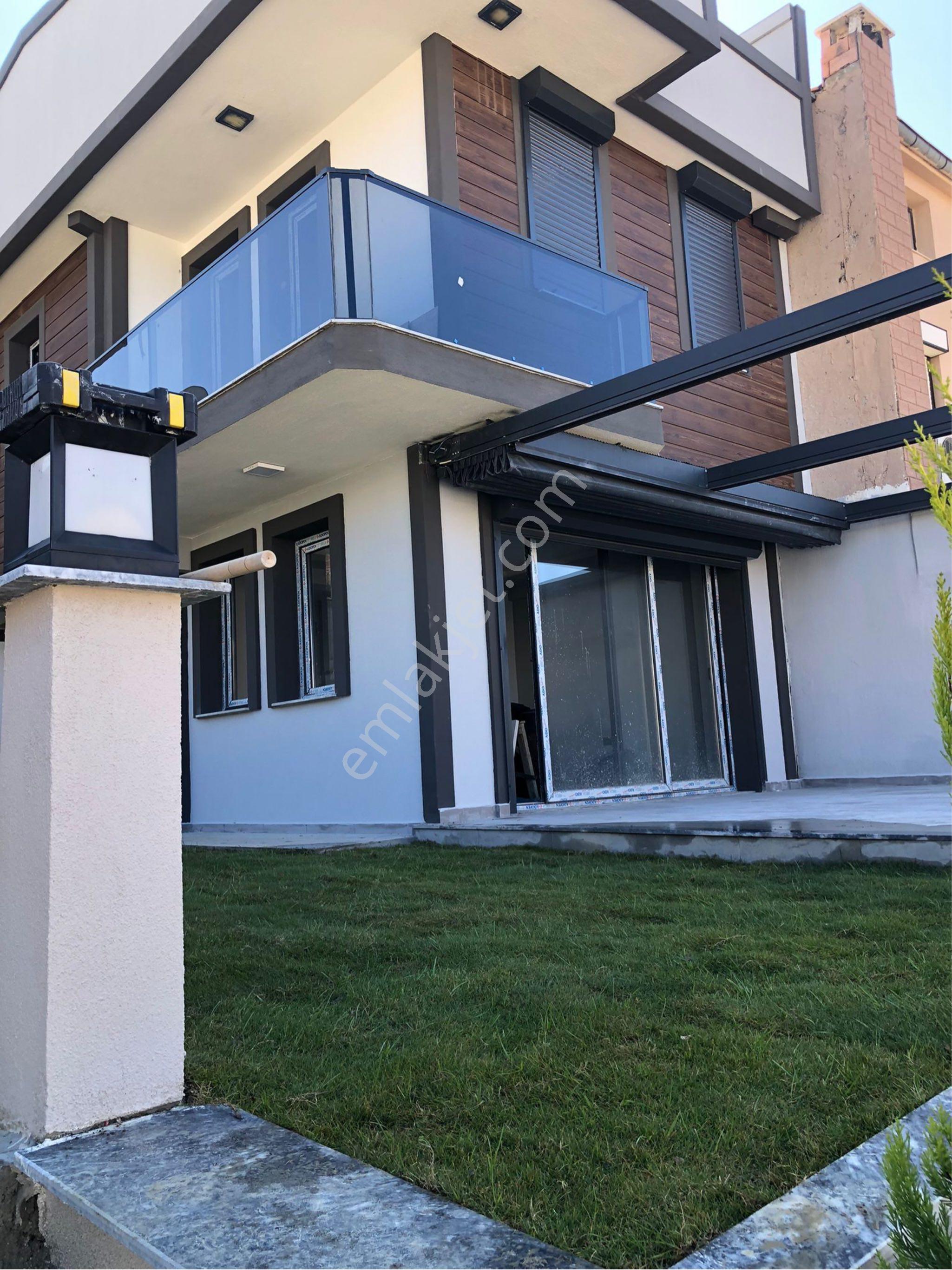 Kuşadası Karaova Mevkinde 2+1 Sıfır Satılık Villa - Görsel 10