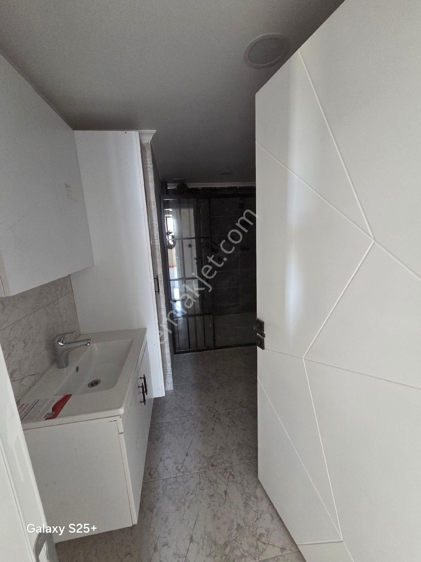 Kayapa Çamlık Örencik Caddesinde 3+1 Satılık Büyük Daire - Görsel 23