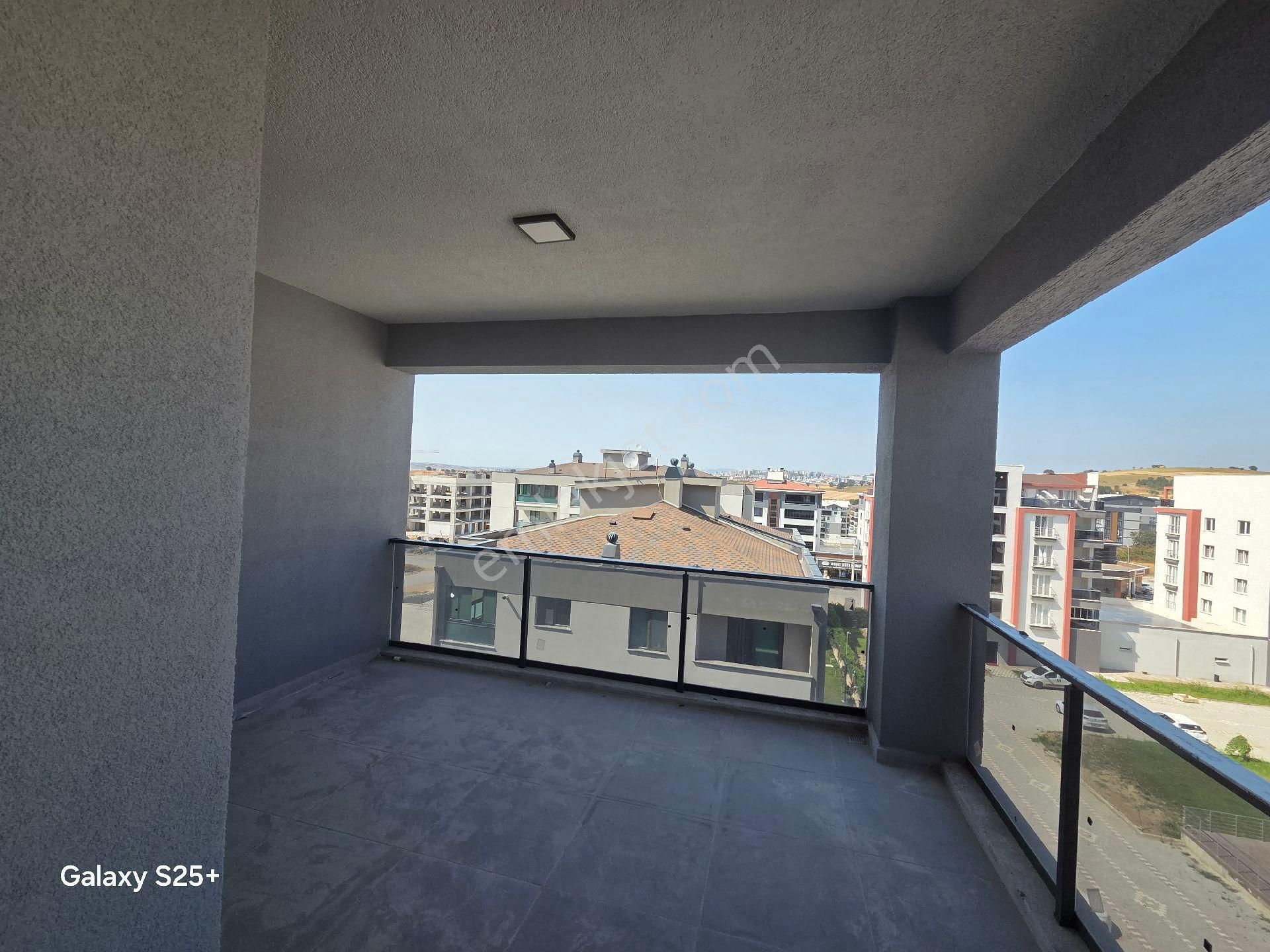 Kayapa Çamlık Örencik Caddesinde 3+1 Satılık Büyük Daire - Görsel 31