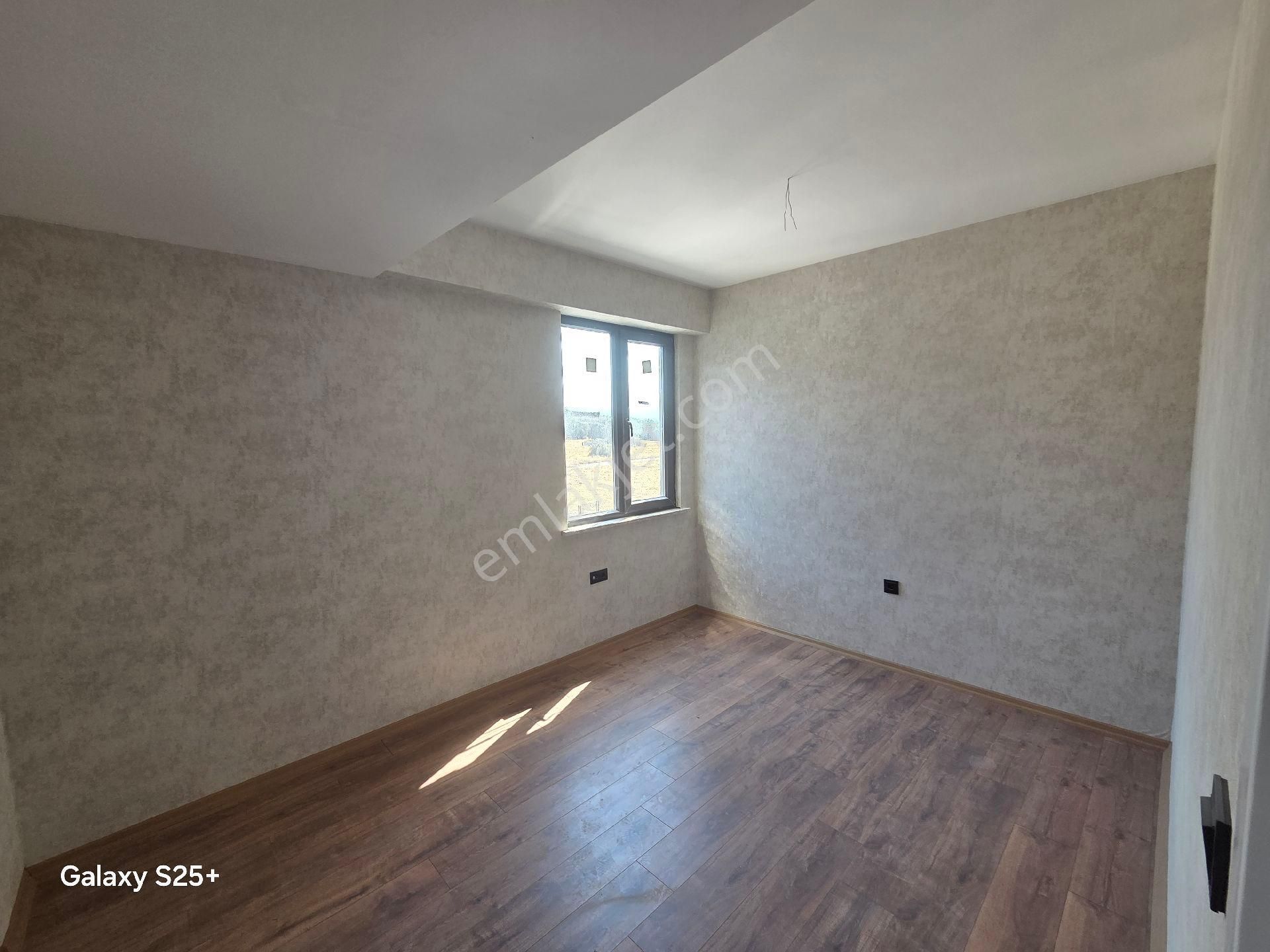 Kayapa Çamlık Örencik Caddesinde 3+1 Satılık Büyük Daire - Görsel 11