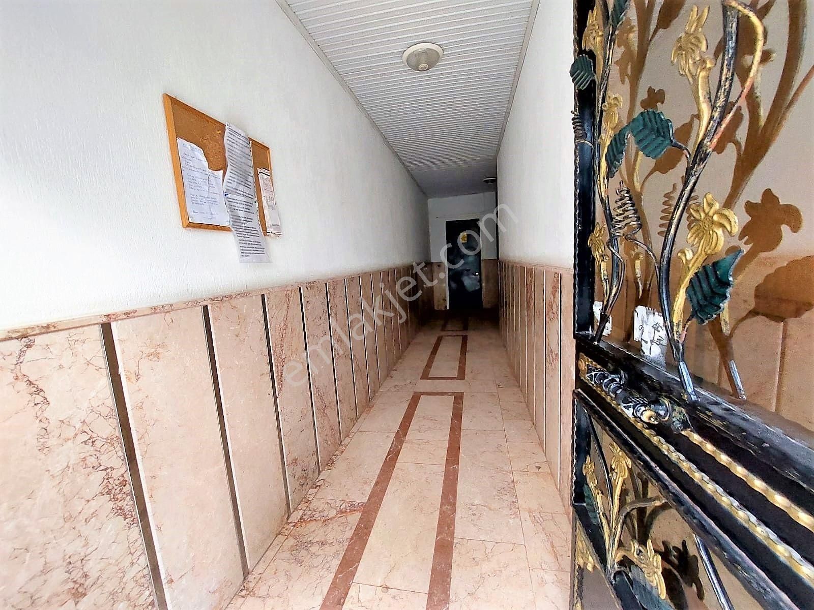 İ̇zmi̇r Seferi̇hi̇sar Ürkmez Merkez De Satilik Dai̇re 2+1 - Görsel 5