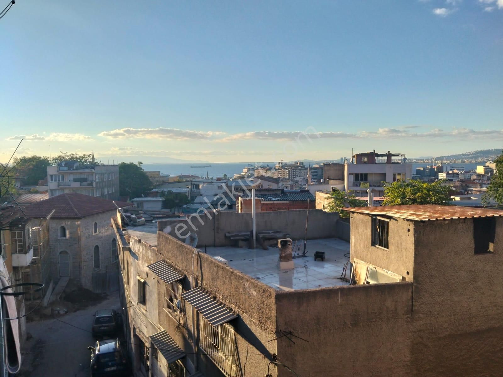 3 Katlı Teraslı Caddeye Yakın Satılık Müstakil Köşe Bina - Görsel 9