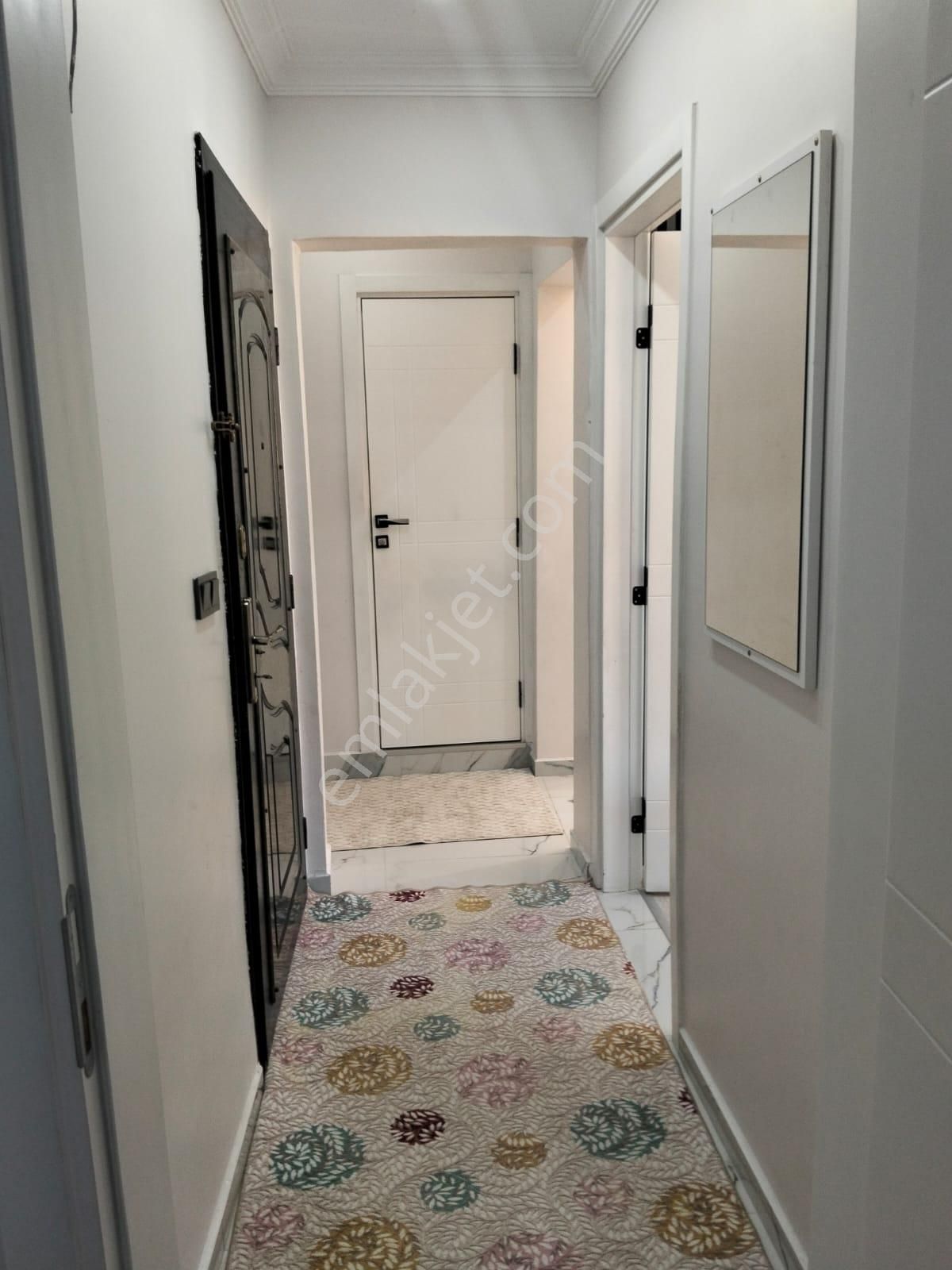 3 Katlı Teraslı Caddeye Yakın Satılık Müstakil Köşe Bina - Görsel 4