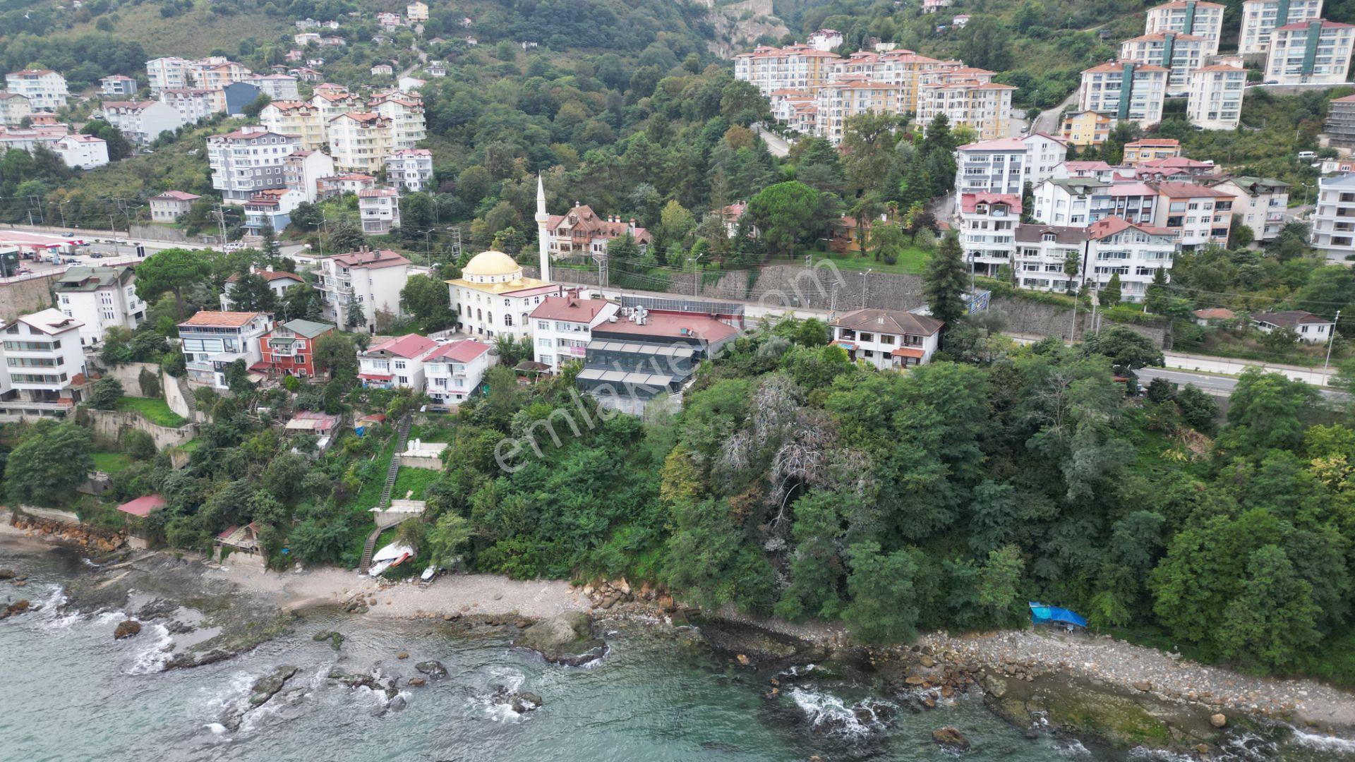 Güzelyalı Mahallesi'nde Denize Sıfır Satılık Ticari Arsa - Görsel 3