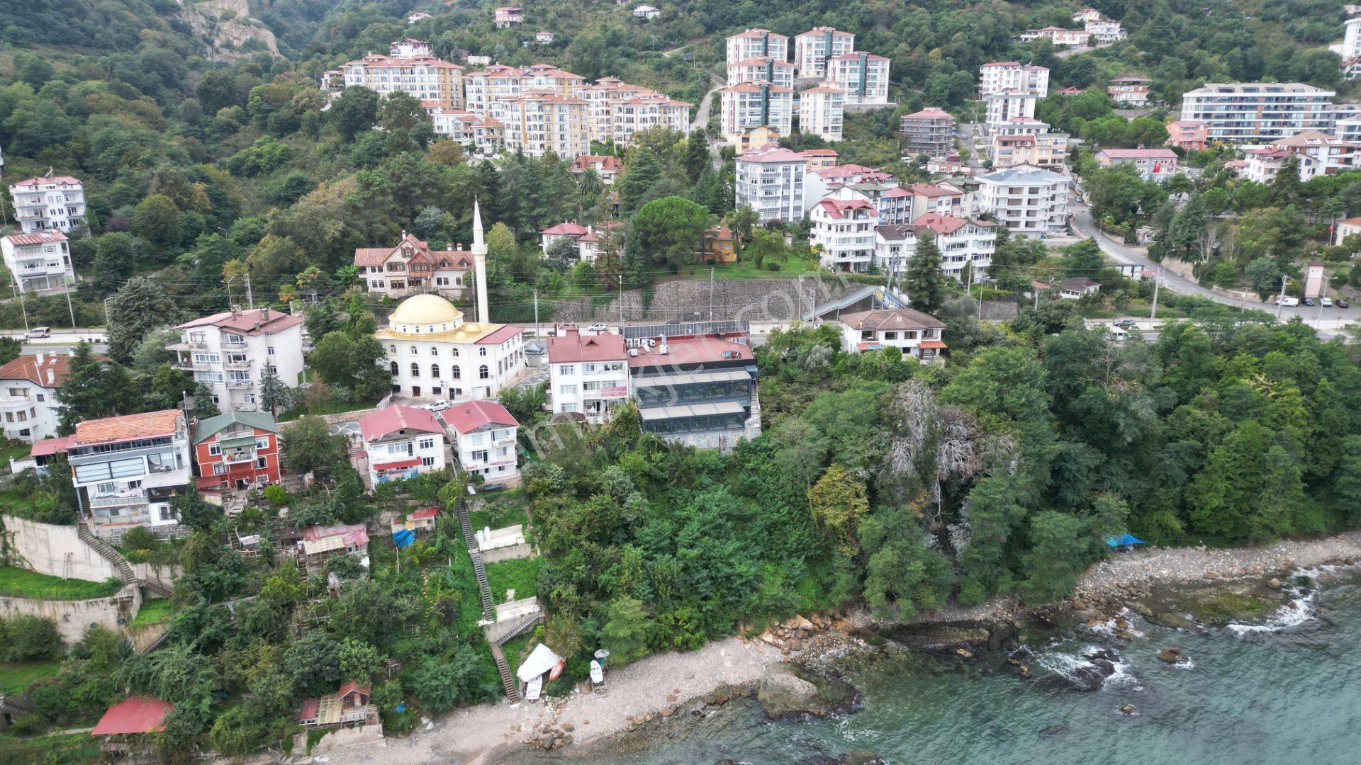 Güzelyalı Mahallesi'nde Denize Sıfır Satılık Ticari Arsa - Görsel 2