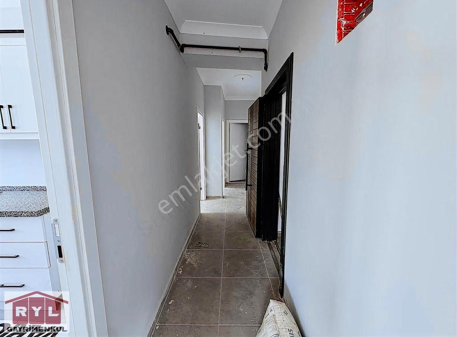 Sancaktepe Veysel Karani Mah Geniş Satılık Boş 5+1 Üst Dubleks - Görsel 14