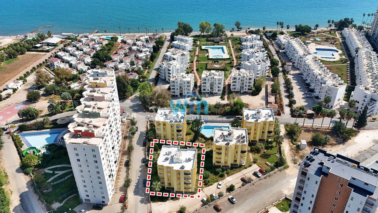 Win'den Çeşmeli'de Denize Yakın Mesafede Satılık Site İçi 3+1