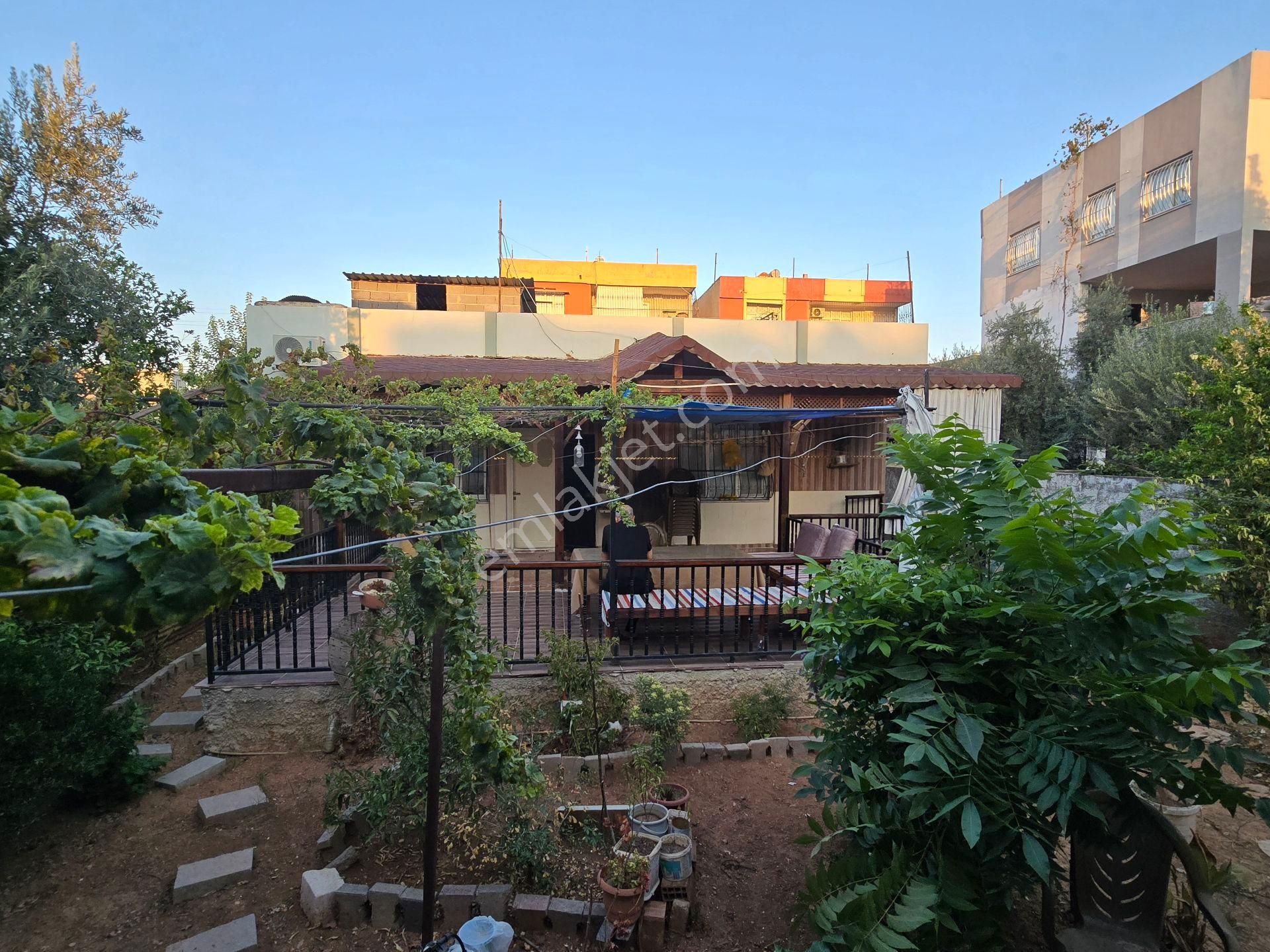 Gülbahçe Mahallesinin En Güzel Evlerinden Biri Satılık Müstakil Evarsa Alanı: 360 M²