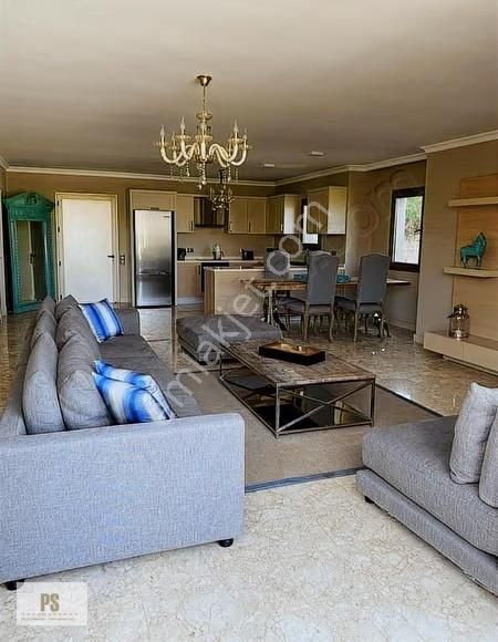 Türkbükünde Deniz Manzaralı Özel Sahili Olan Site Bahçeli 3+1 - Görsel 4