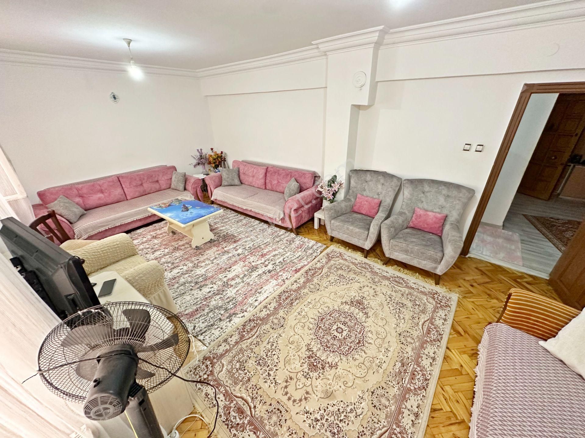 Etlik Anadolu Lisesi Yakını Esertepe'de 3,5+1 Kilerli Satılık Daire 1.katta Bağımsız Salon - Görsel 12