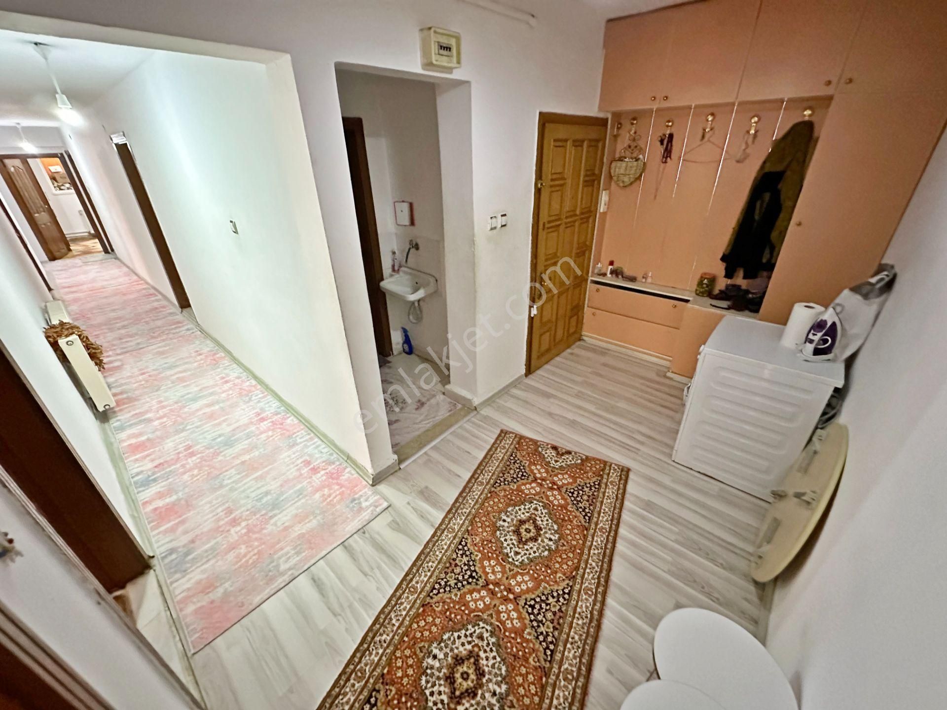 Etlik Anadolu Lisesi Yakını Esertepe'de 3,5+1 Kilerli Satılık Daire 1.katta Bağımsız Salon - Görsel 23