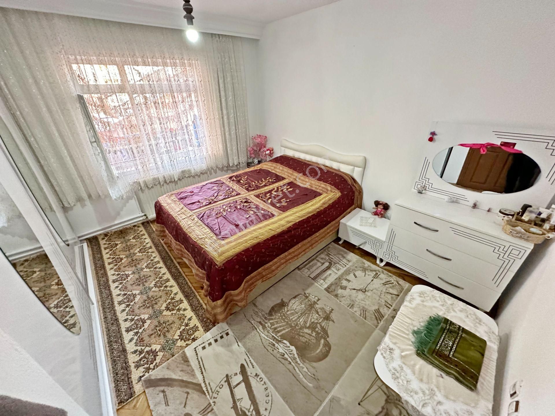 Etlik Anadolu Lisesi Yakını Esertepe'de 3,5+1 Kilerli Satılık Daire 1.katta Bağımsız Salon - Görsel 25