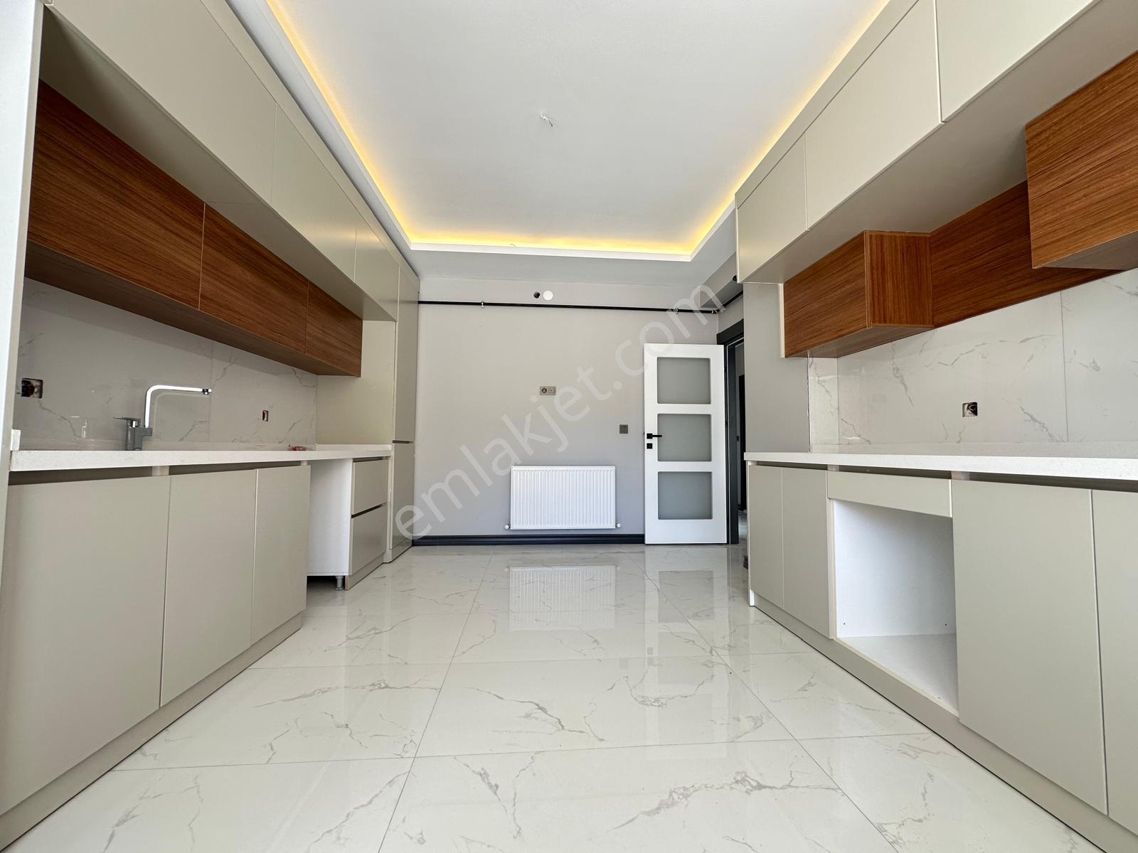Atılım Gold Emlaktan Erzurum Yıldızkentte Satılık 3+1 Sıfır Daire - Görsel 4