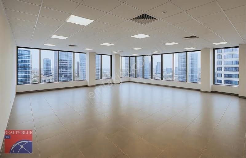 Sancaktepe De Komple Kiralık Plaza Caade Üzerinde - Görsel 2