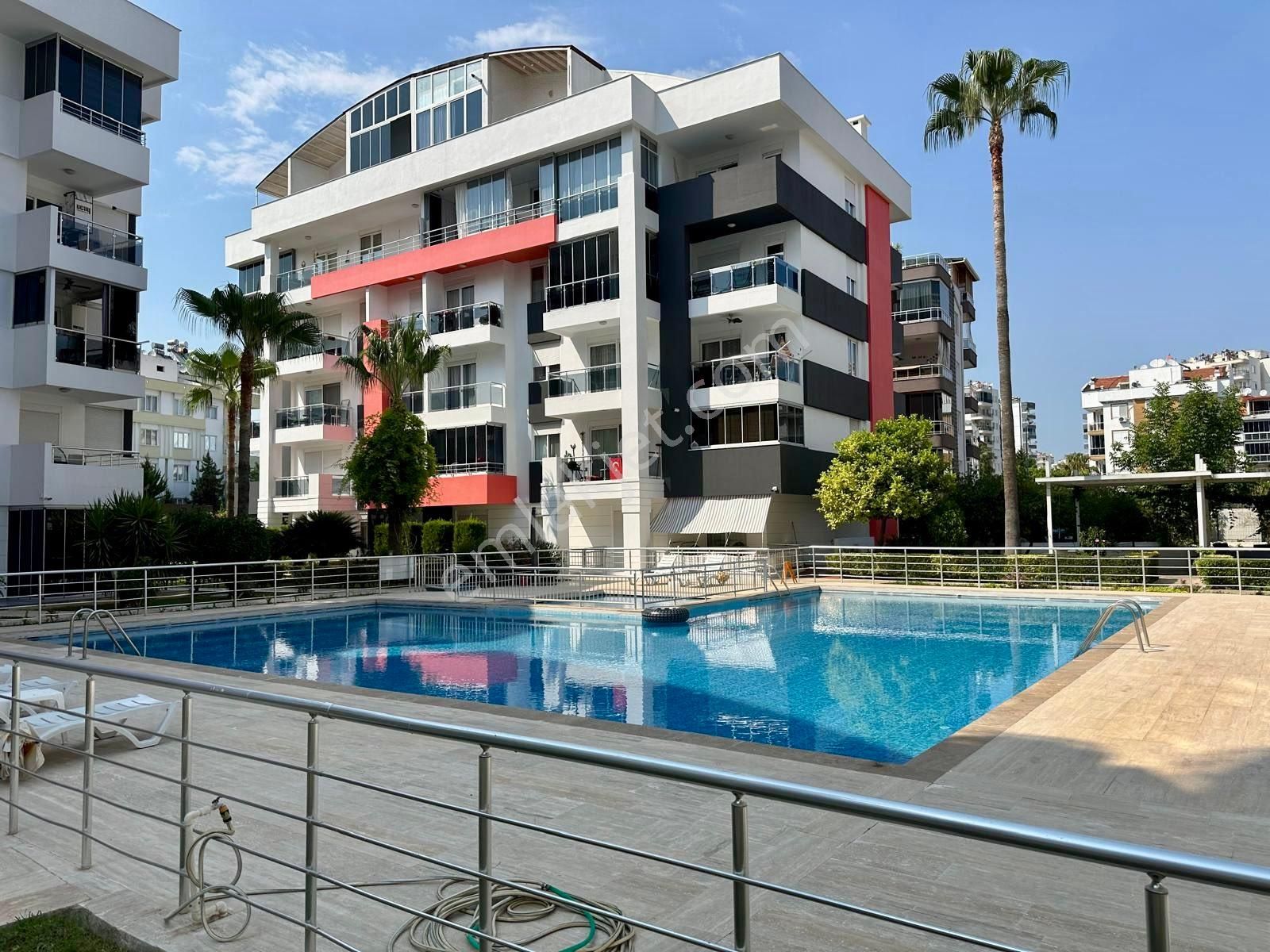 Turvilla'dan Konyaaltı Hurma Royal Residencede 1+1 Kiralık Daire - Görsel 3