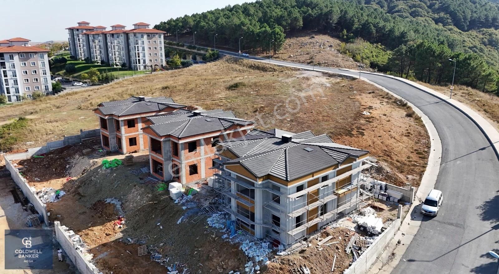 Çatalca Kiptaşta Tepe Konumda Müstakil Bahçeli İkiz Villa - Görsel 3