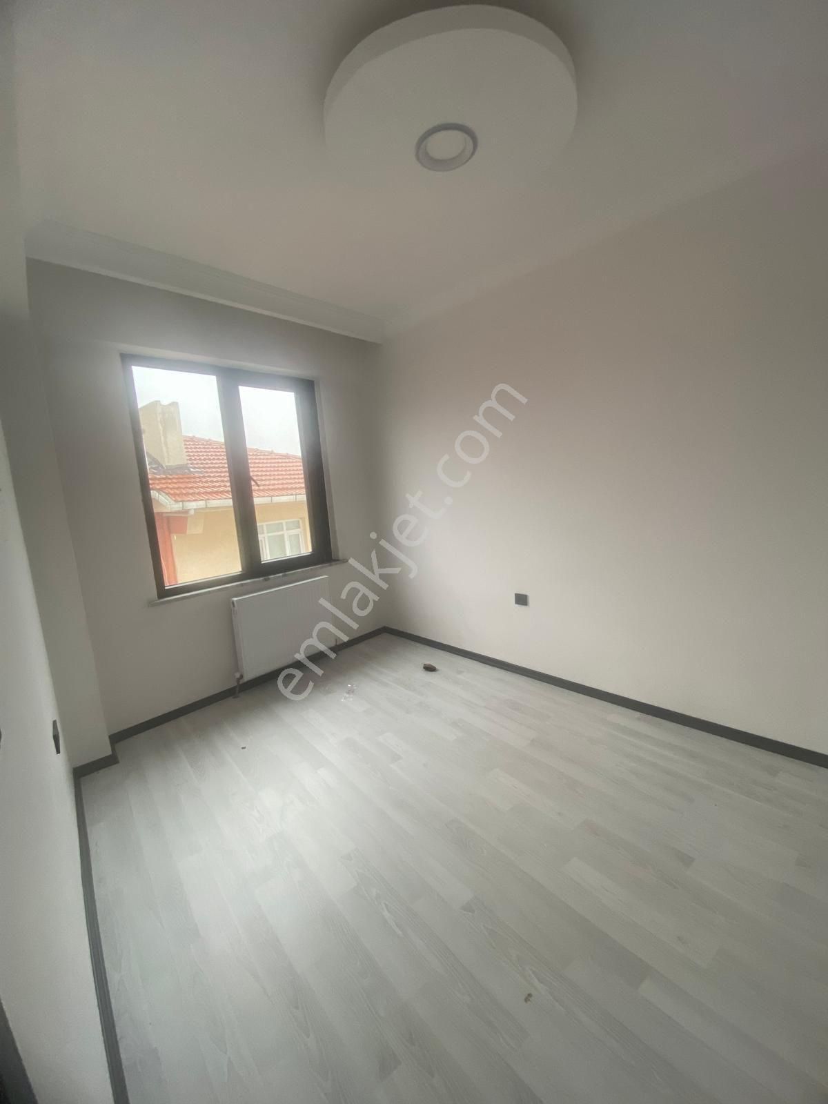 Tekirdağ Ortacami Mah Kiralik 2+1daire - Görsel 7