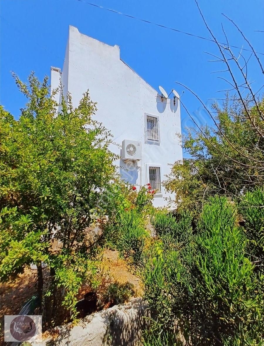 Yahşi Site İçinde Plajı Olan Bahçeli Villa - Görsel 10