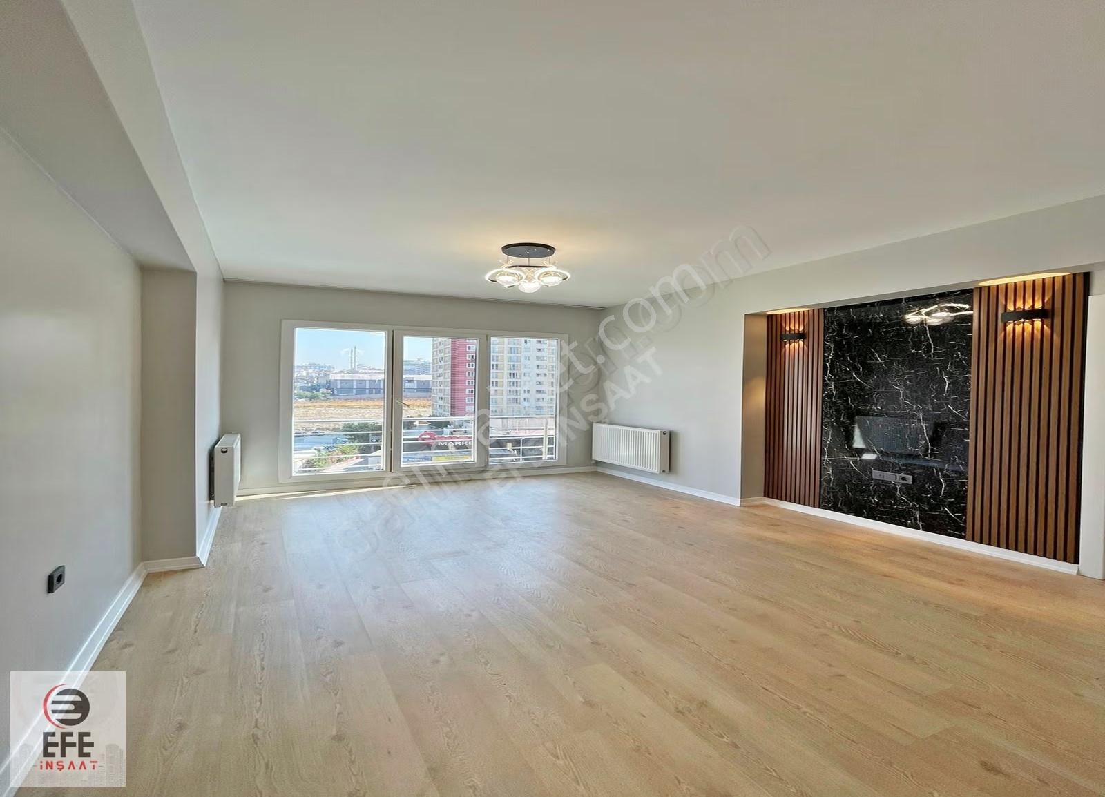 Efe'den Metrobüse 5dk Aile Sitesinde 2+1 Masrafsız Daire - Görsel 2