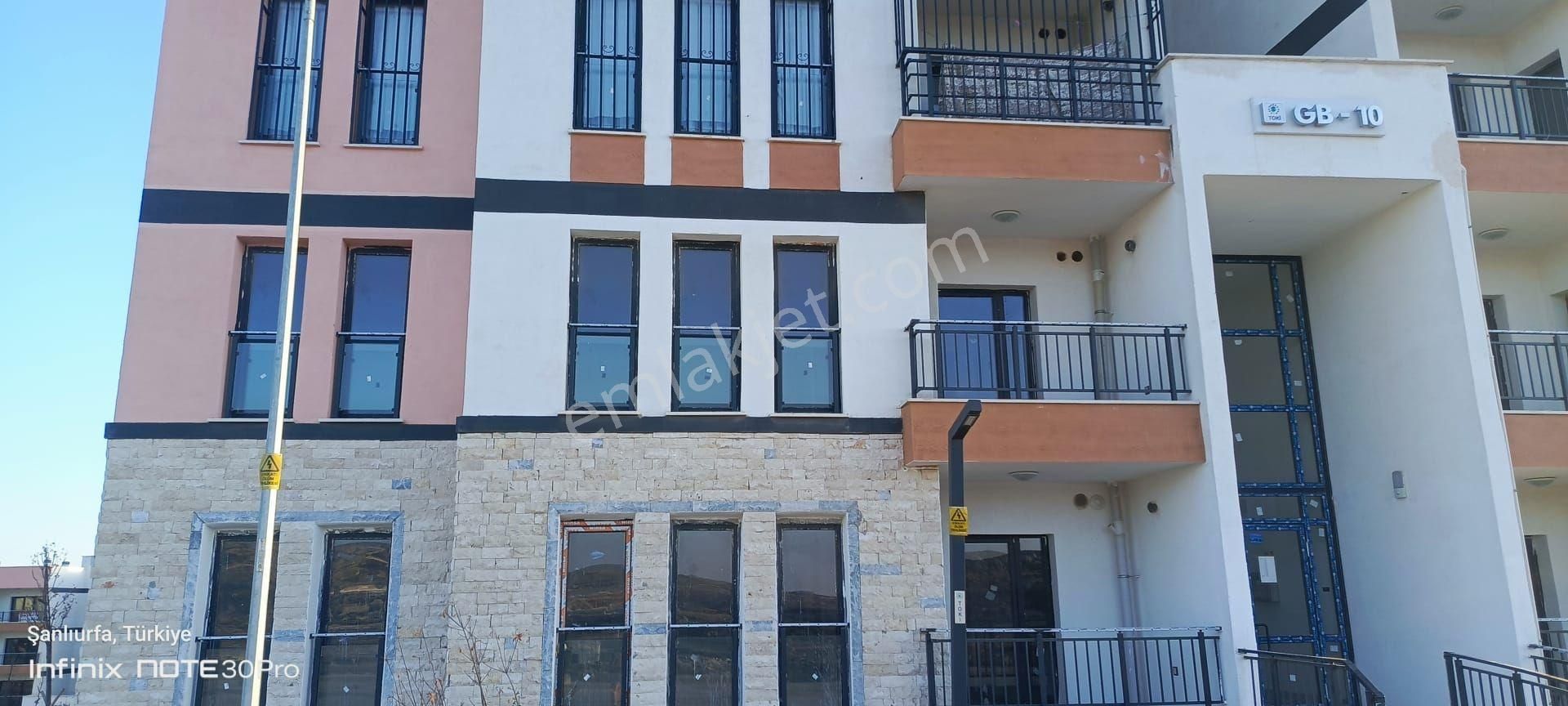 Eryavuz Dan Aşıkta Tokilerde,3+1 Odalı,sıfır Uygun Daire