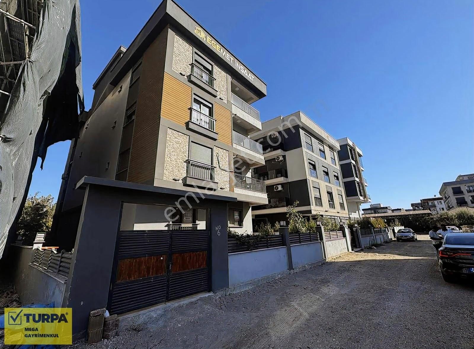 Turpa Dan Seyrek Te Üniversite Yakını Satılık Sıfır 2+1 Daire - Görsel 21