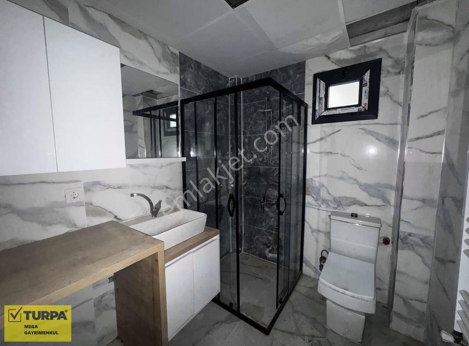 Turpa Dan Seyrek Te Üniversite Yakını Satılık Sıfır 2+1 Daire - Görsel 14