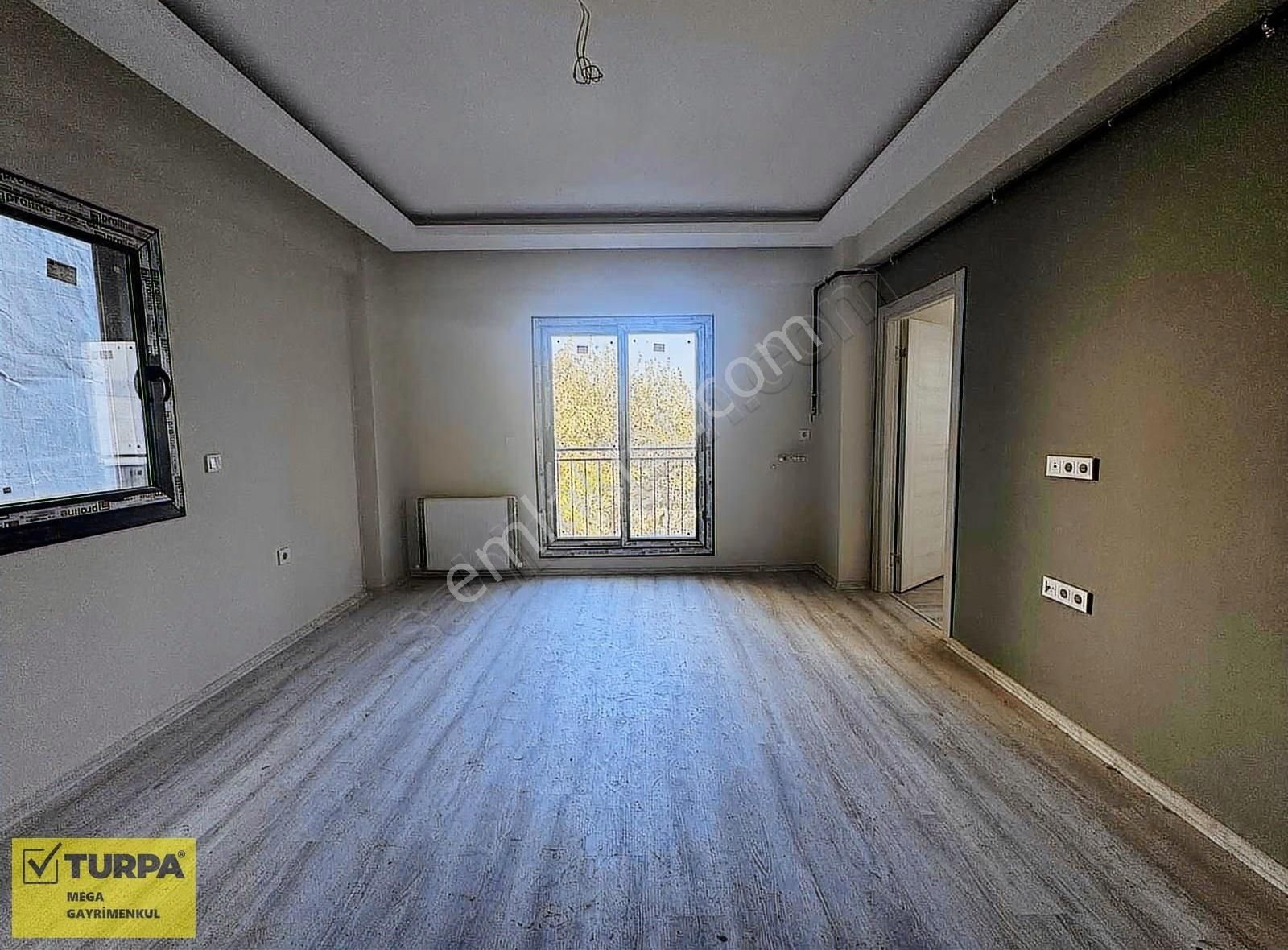 Turpa Dan Seyrek Te Üniversite Yakını Satılık Sıfır 2+1 Daire - Görsel 22