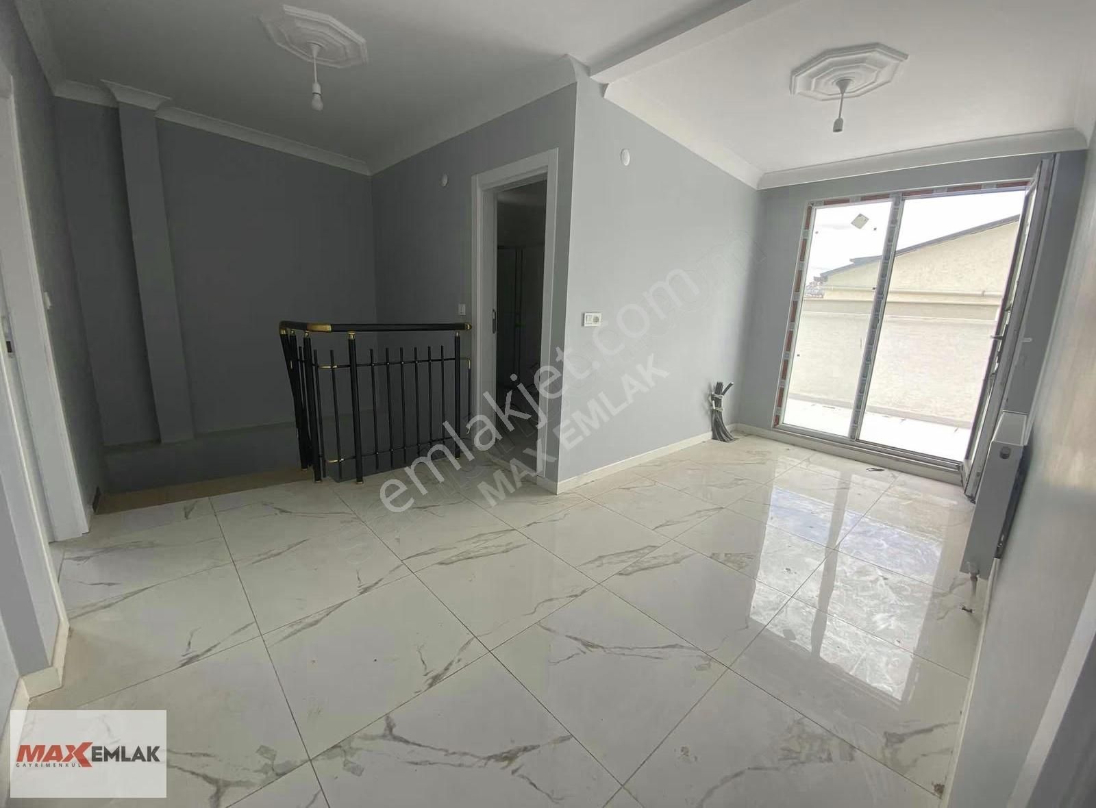 Darıca Sırasöğütler Mh Marmaray Yakını 4+1 220 M2 Dublex Daire - Görsel 8