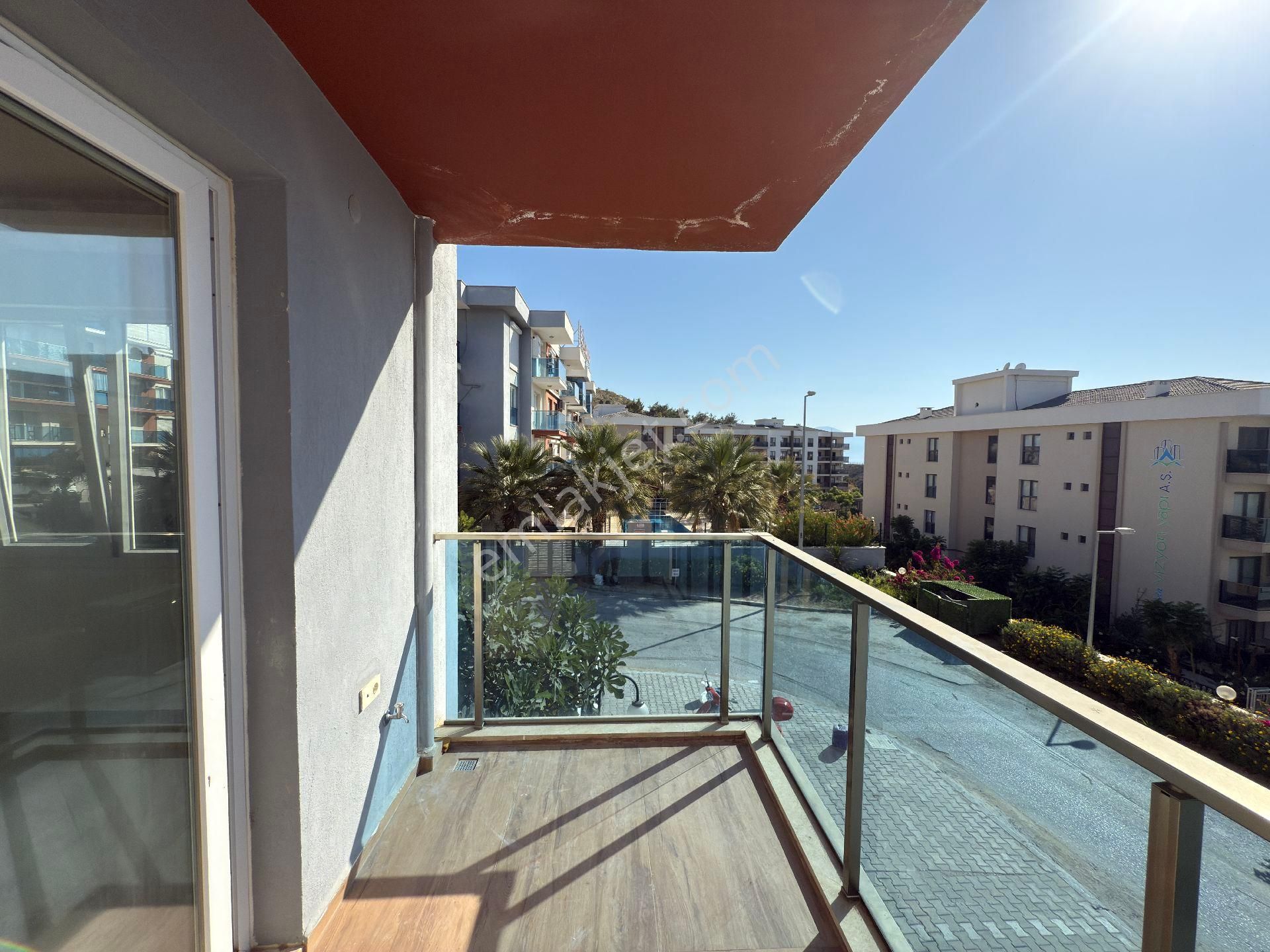 Eşin Gold'ta Her İki Balkonu Da Köşe Cephede,önü Açık, Ferah,3+1 - Görsel 9