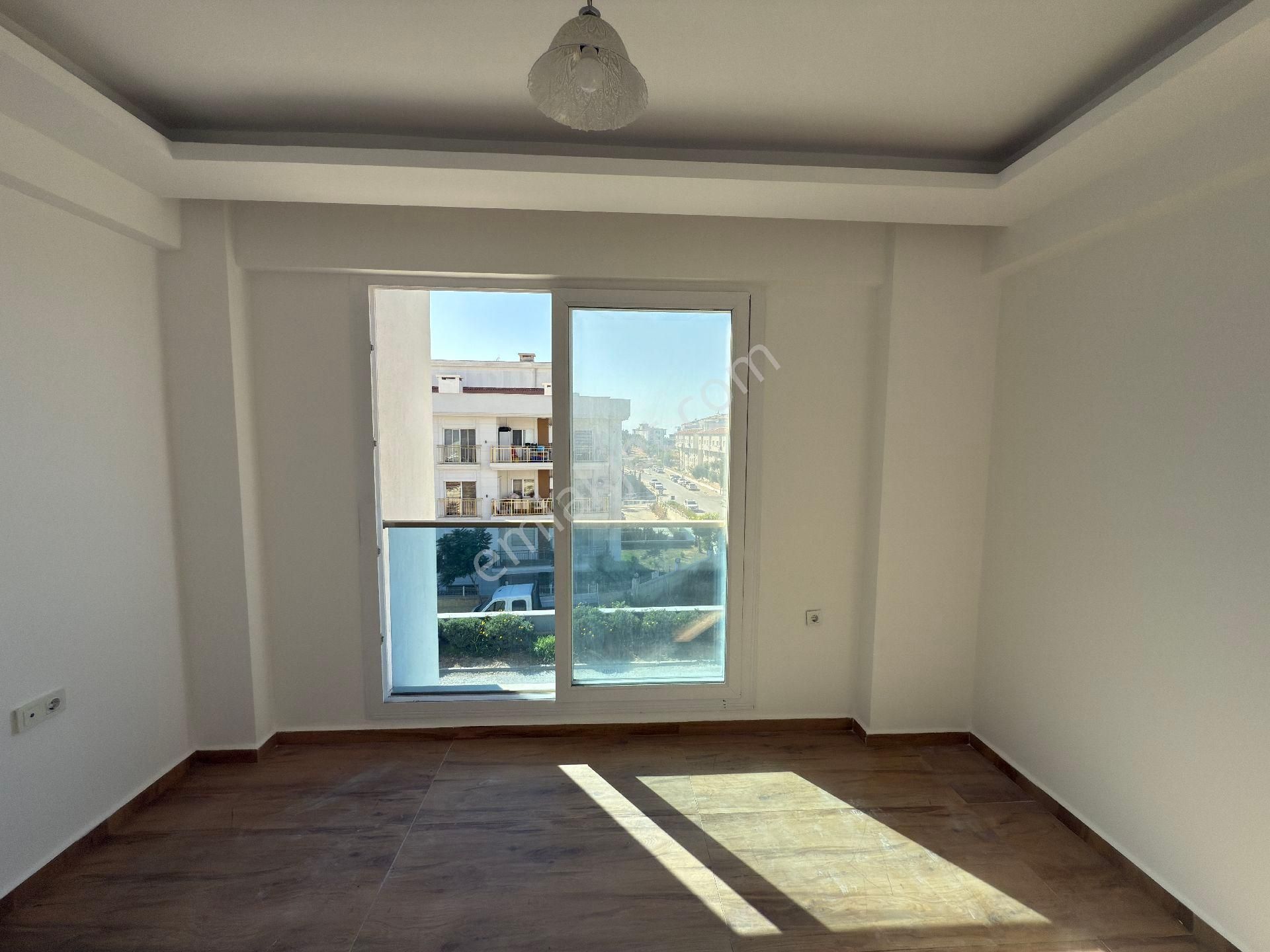 Eşin Gold'ta Her İki Balkonu Da Köşe Cephede,önü Açık, Ferah,3+1 - Görsel 18