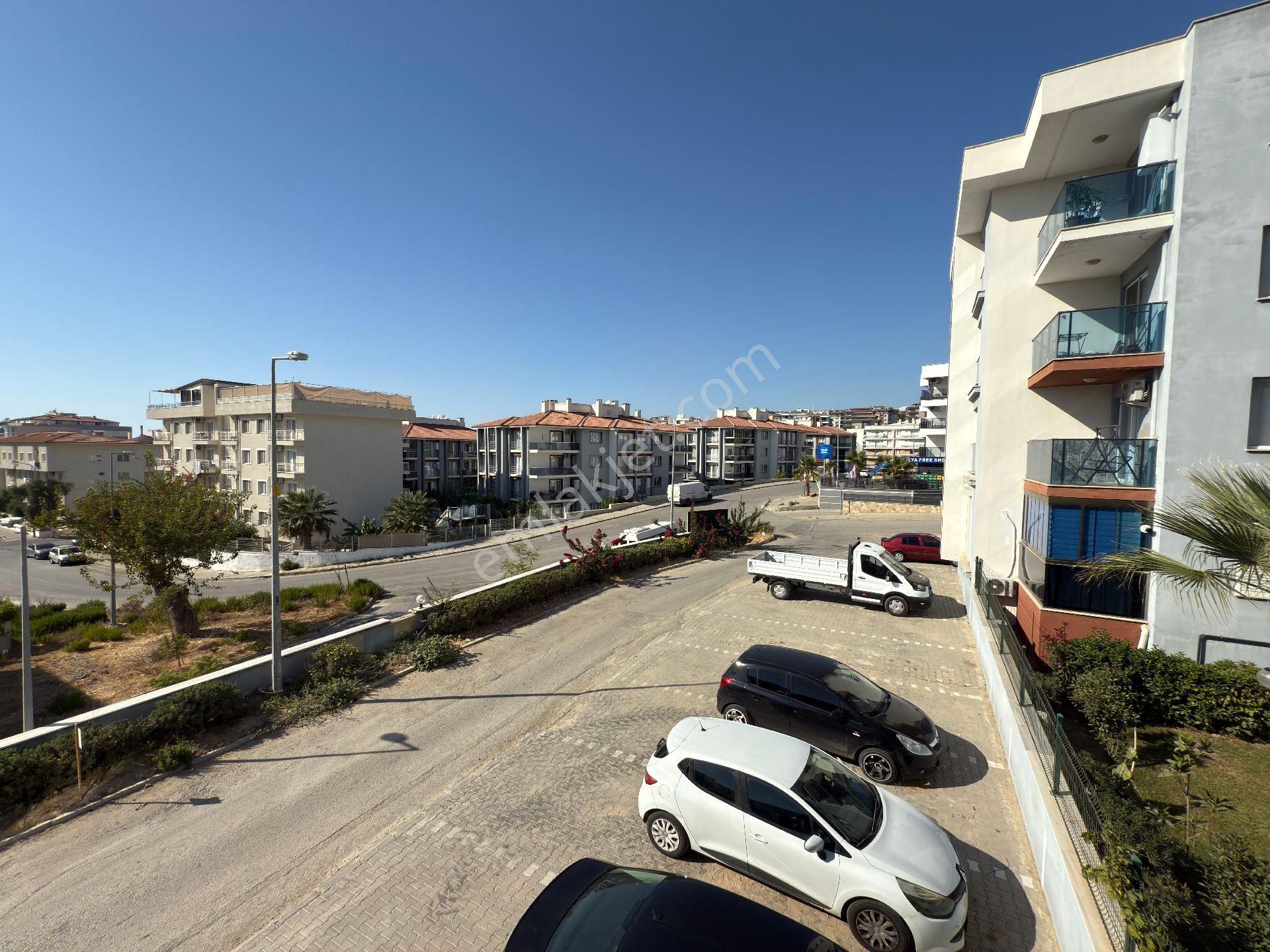 Eşin Gold'ta Her İki Balkonu Da Köşe Cephede,önü Açık, Ferah,3+1 - Görsel 14