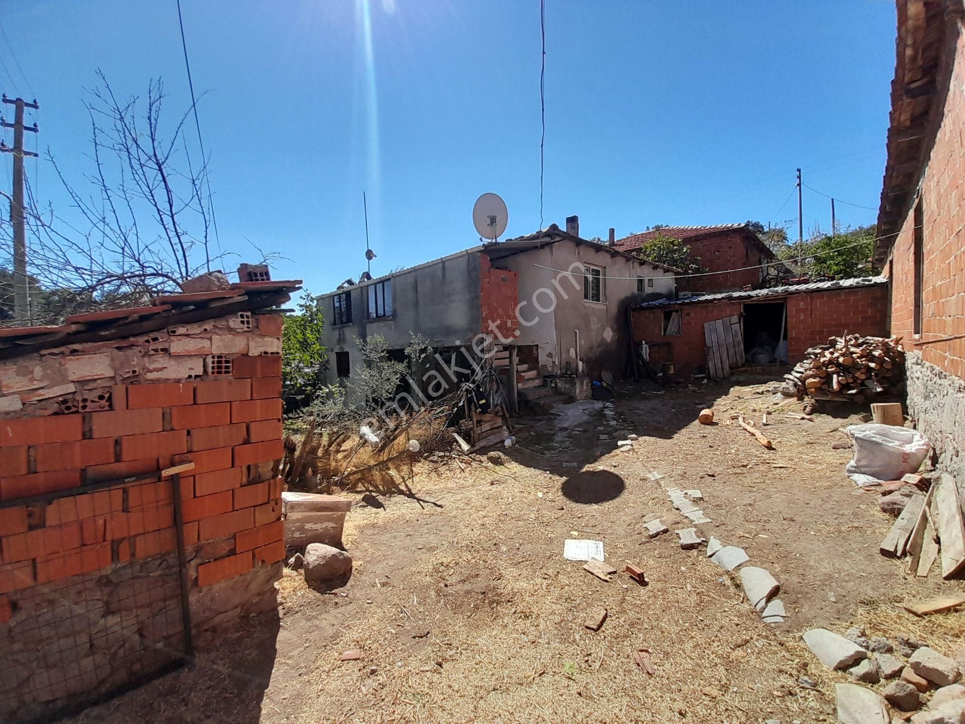 İzmir Bergama Çakırlar Mah. 346 M2 Arsa İçinde Satılık Köy Evi - Görsel 18