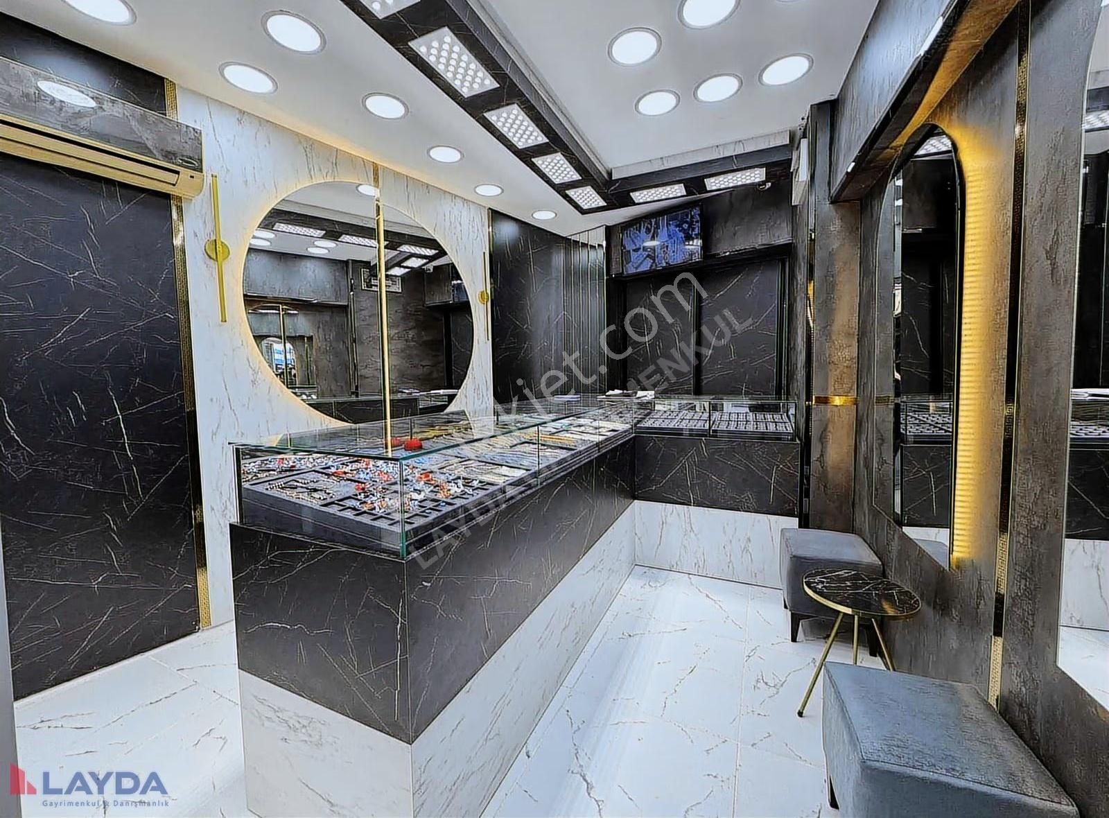 Layda'dan Yeşilyurt Ordu Caddesinde Devren Kiralık Dükkan - Görsel 4