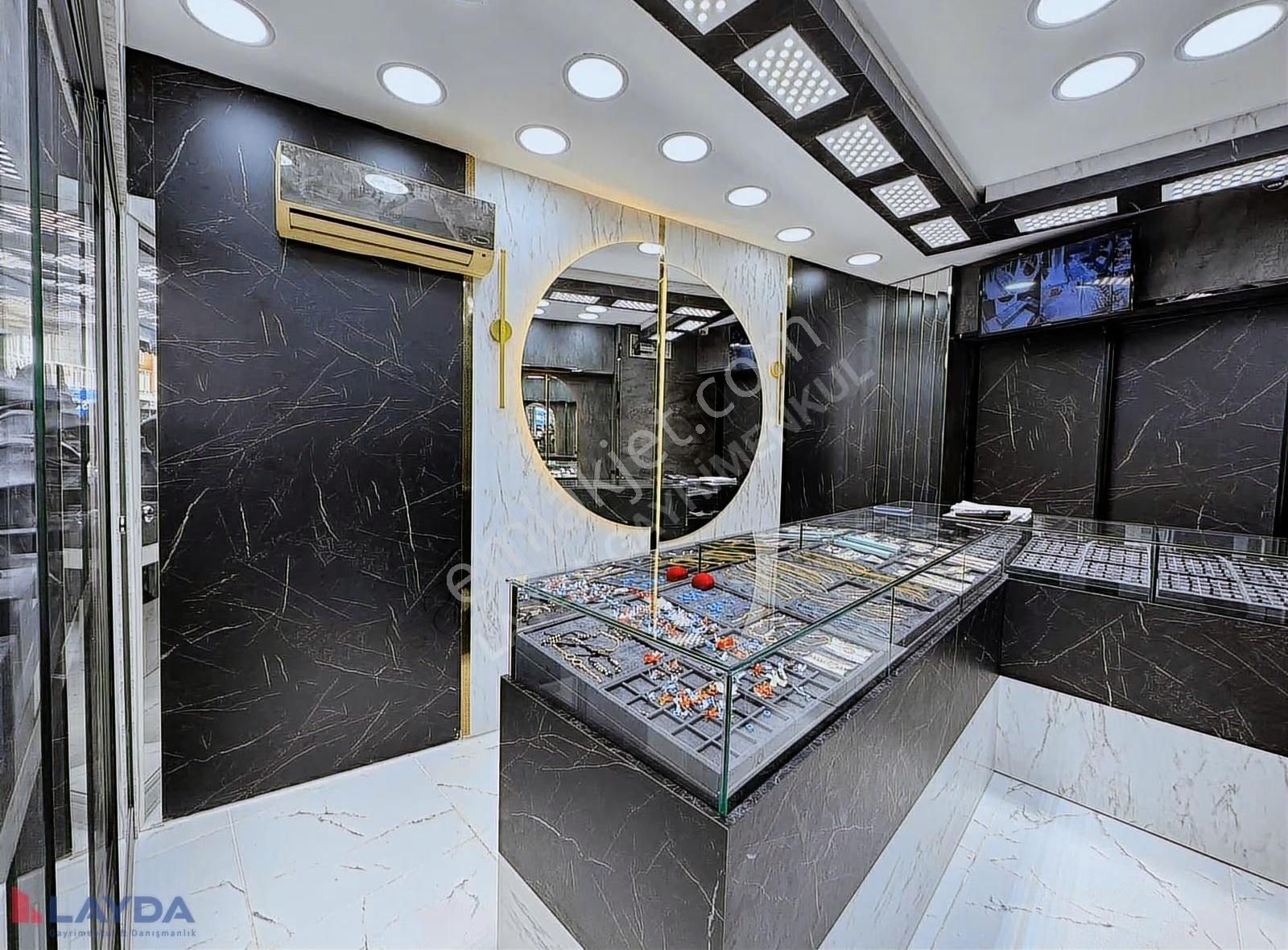 Layda'dan Yeşilyurt Ordu Caddesinde Devren Kiralık Dükkan - Görsel 3