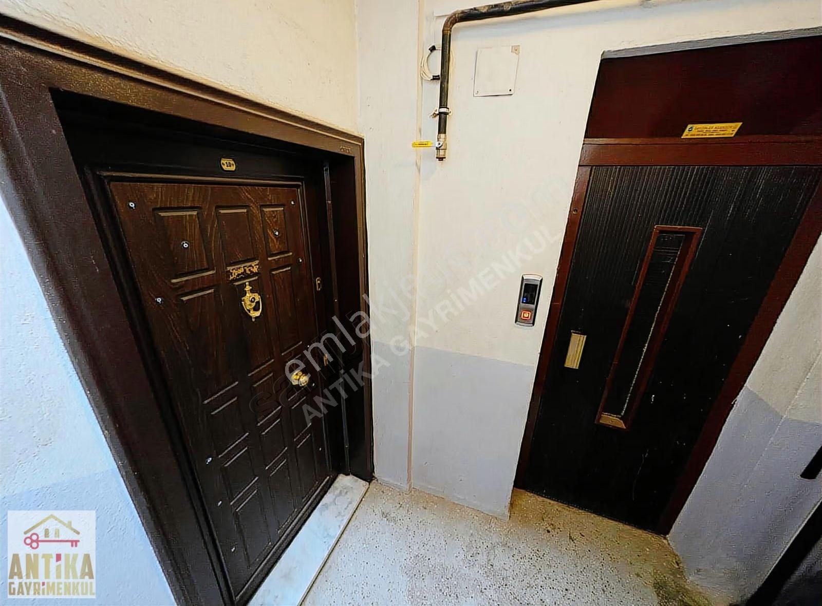 Antika Gayrimenkulden Şehrin Merkezinde Satılık Daire - Görsel 4