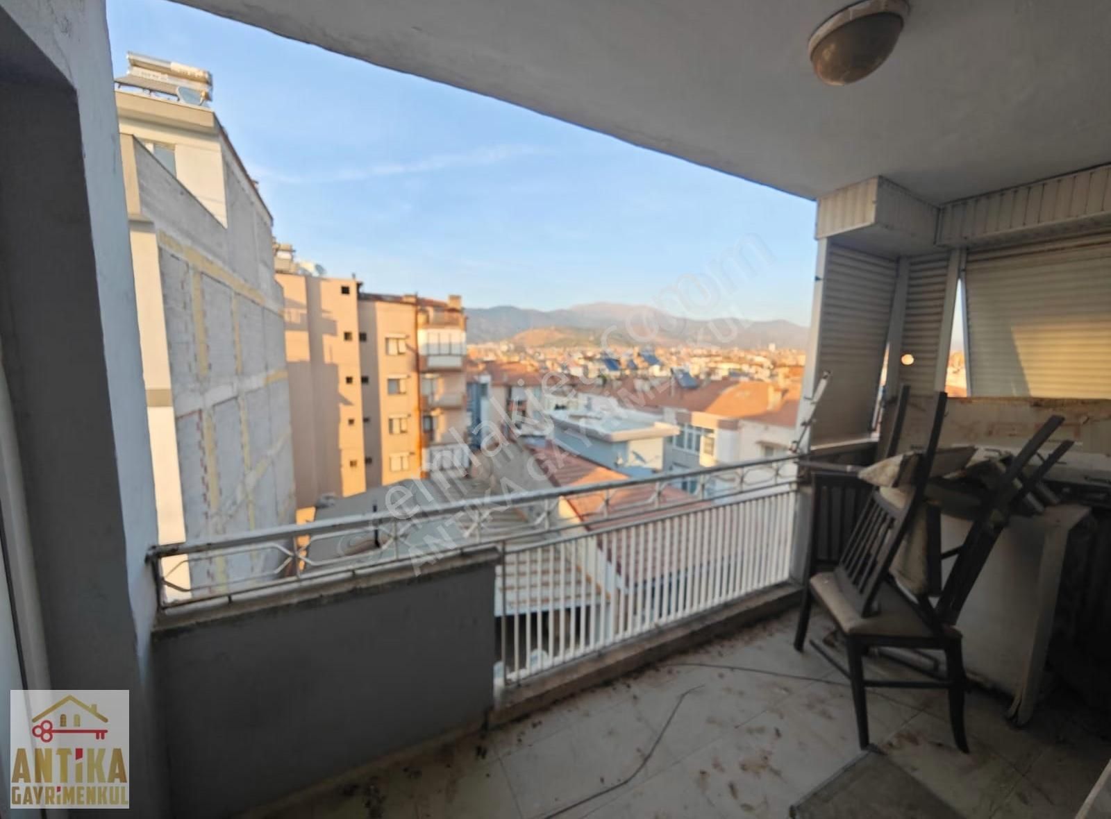 Antika Gayrimenkulden Şehrin Merkezinde Satılık Daire - Görsel 2