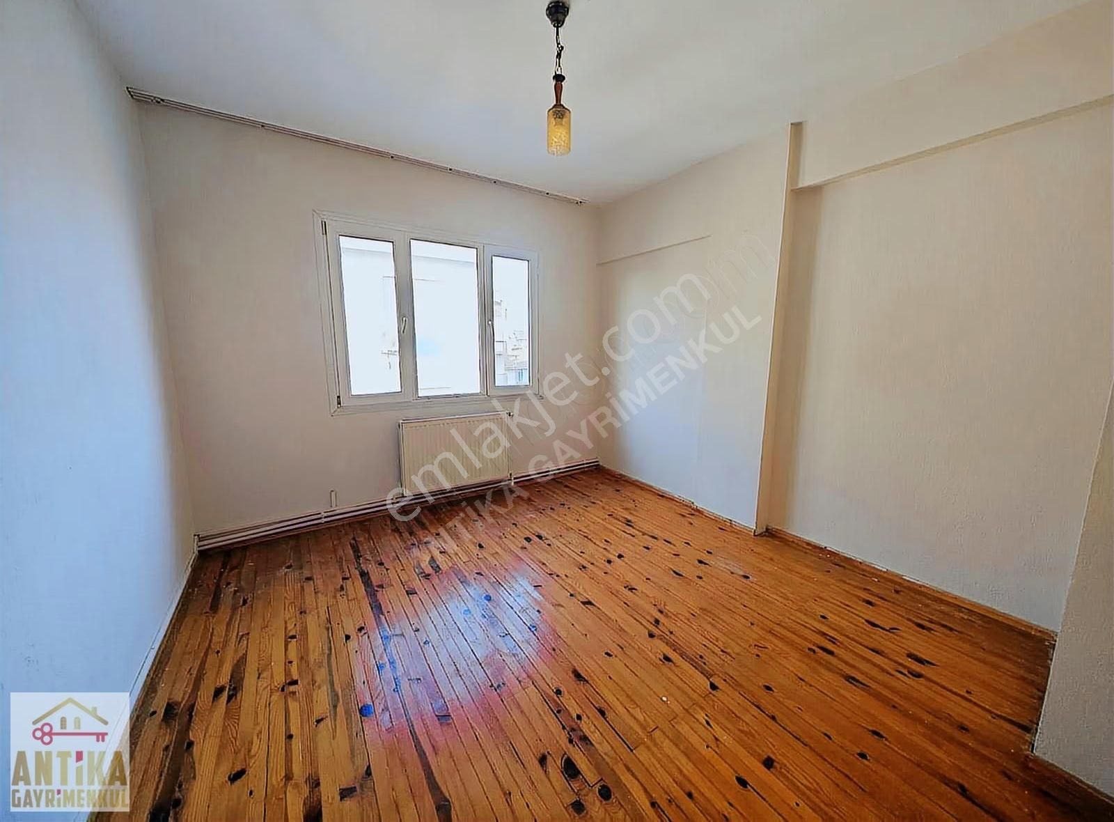 Antika Gayrimenkulden Şehrin Merkezinde Satılık Daire - Görsel 12