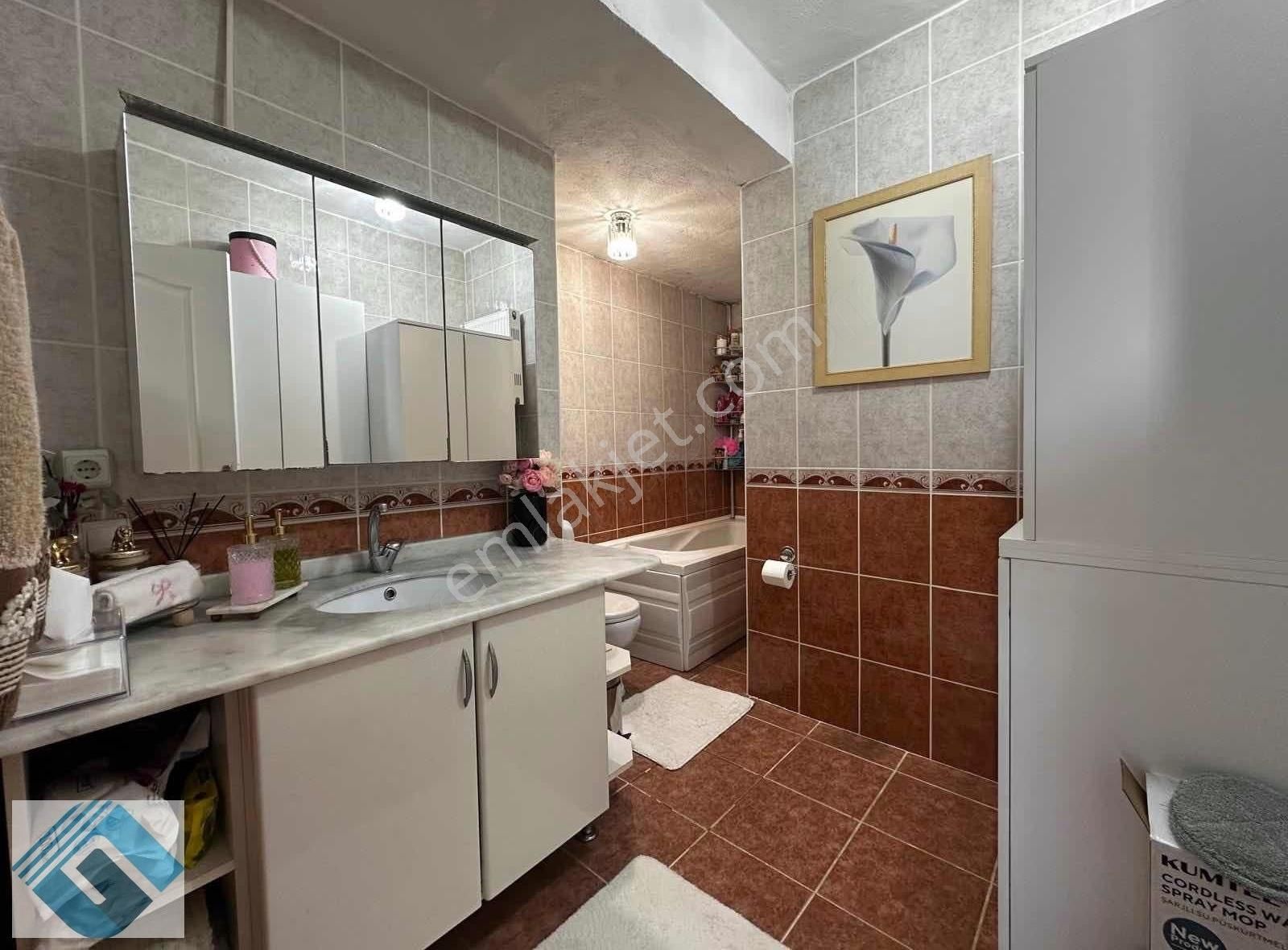 Beylikdüzü Simakent Sitesi'nde Temiz Havuz Cephe 3+1 Satılık - Görsel 7