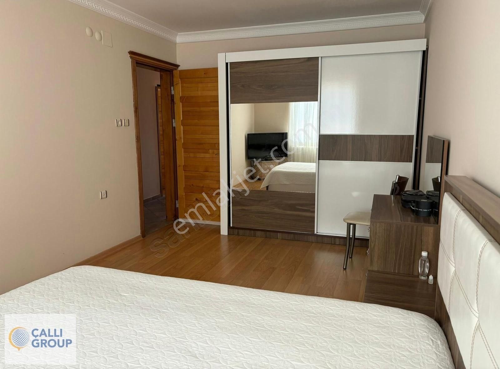 Kuşadası Ege Mah Çallı Sitesi Ayrı Giriş 3+1/1+1 Dubleks Mesken - Görsel 16