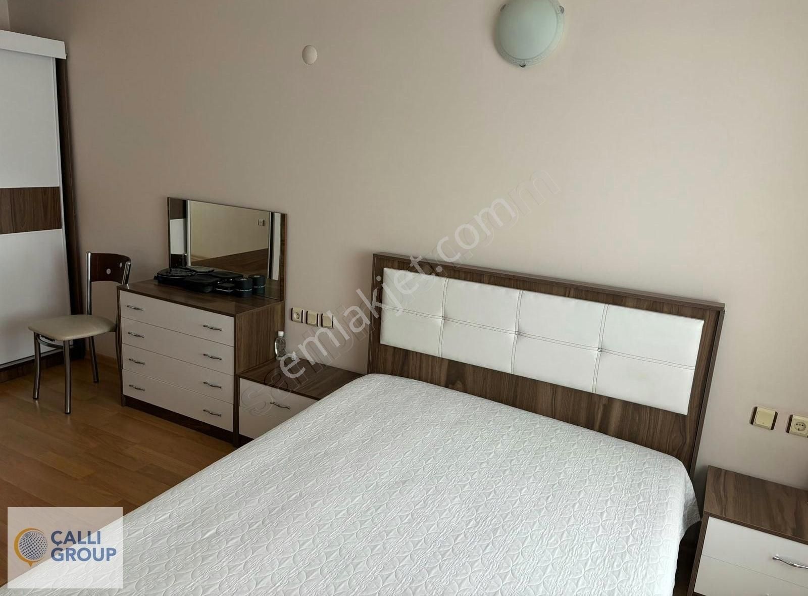 Kuşadası Ege Mah Çallı Sitesi Ayrı Giriş 3+1/1+1 Dubleks Mesken - Görsel 9