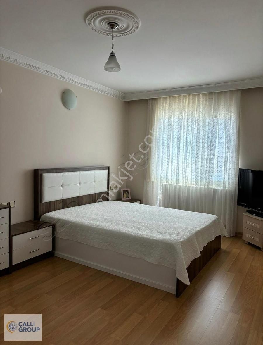 Kuşadası Ege Mah Çallı Sitesi Ayrı Giriş 3+1/1+1 Dubleks Mesken - Görsel 4