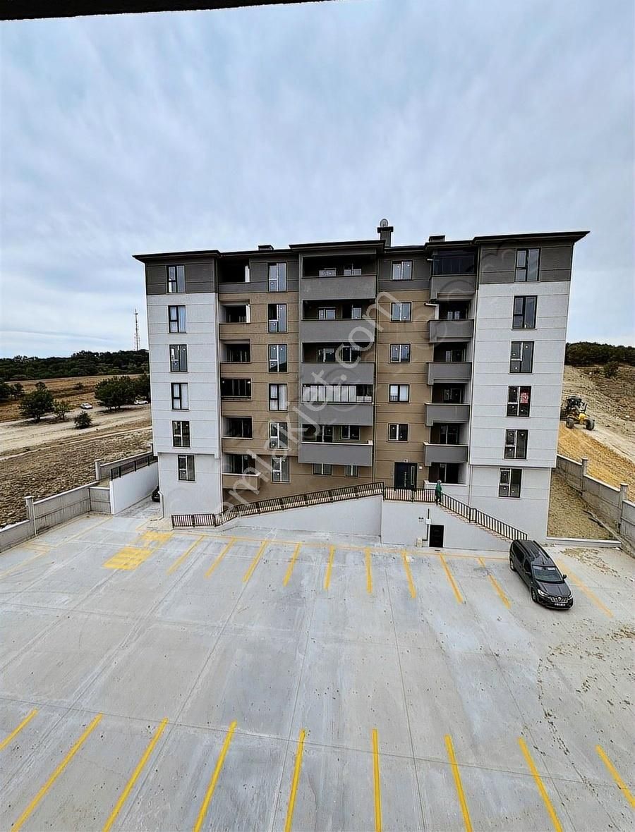 İstasyon - Tepe Mevkiinde Lüks 2+1 Daire - Görsel 9