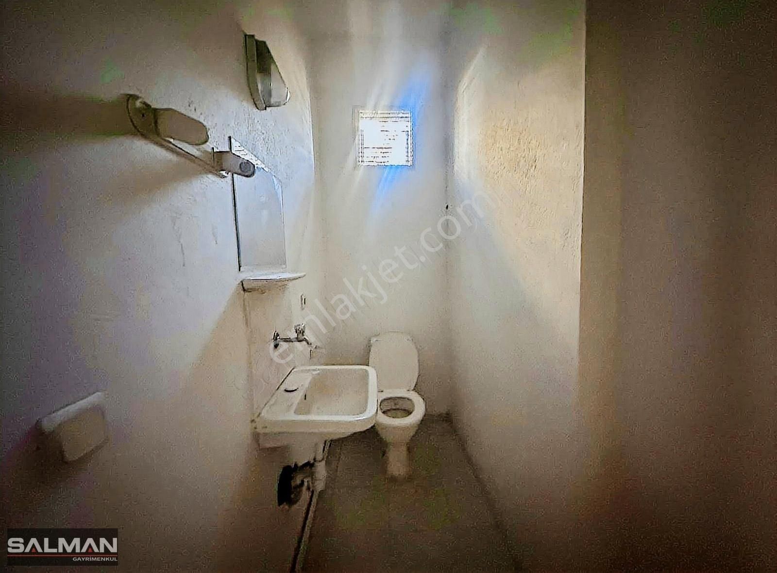 Salman'dan Yeni Girne Cadde Yakını Kiralık Köşe Dükkan - Görsel 17