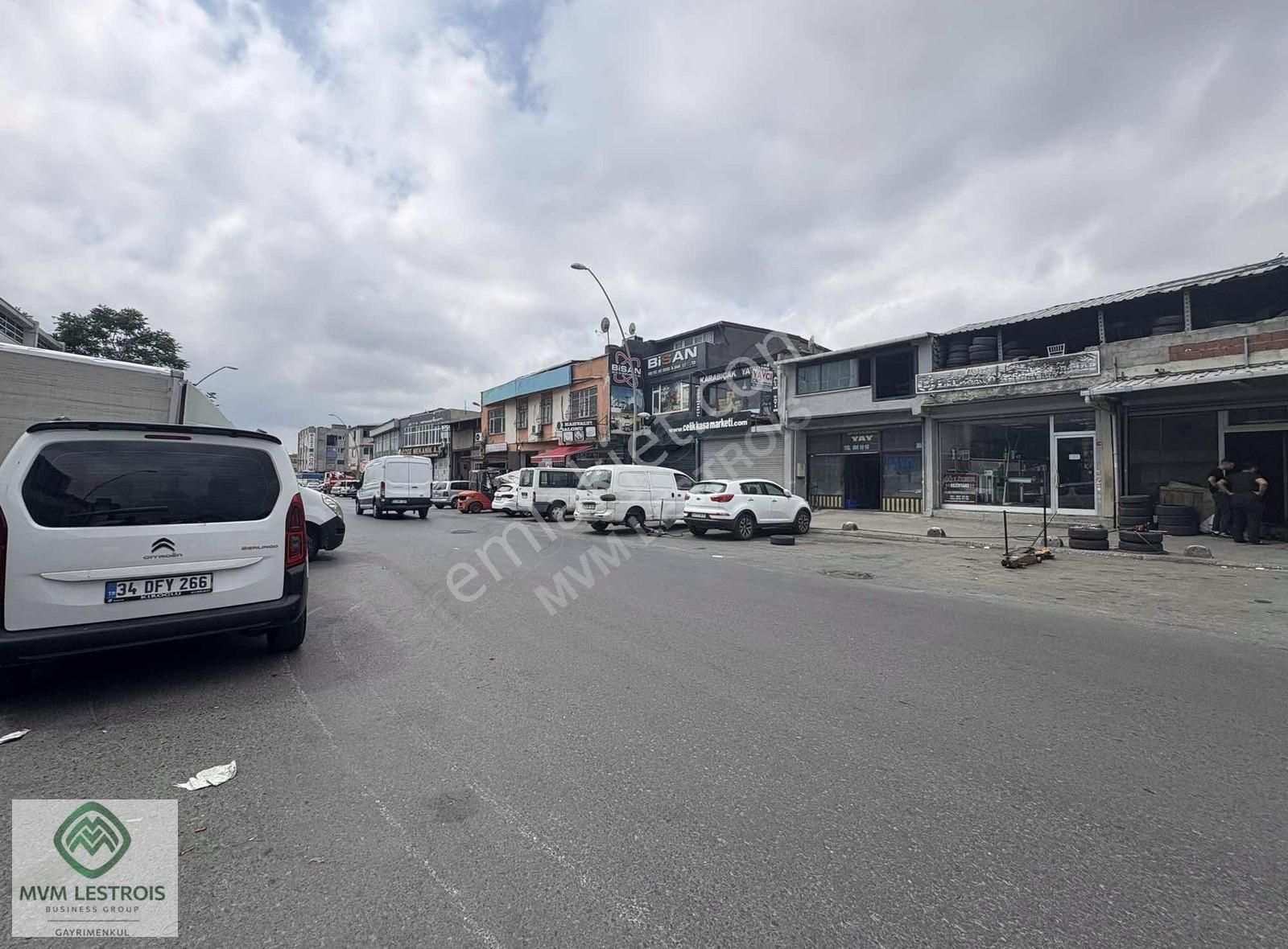 Litros Yolu Sokak Üzerinde Satılık Dükkan