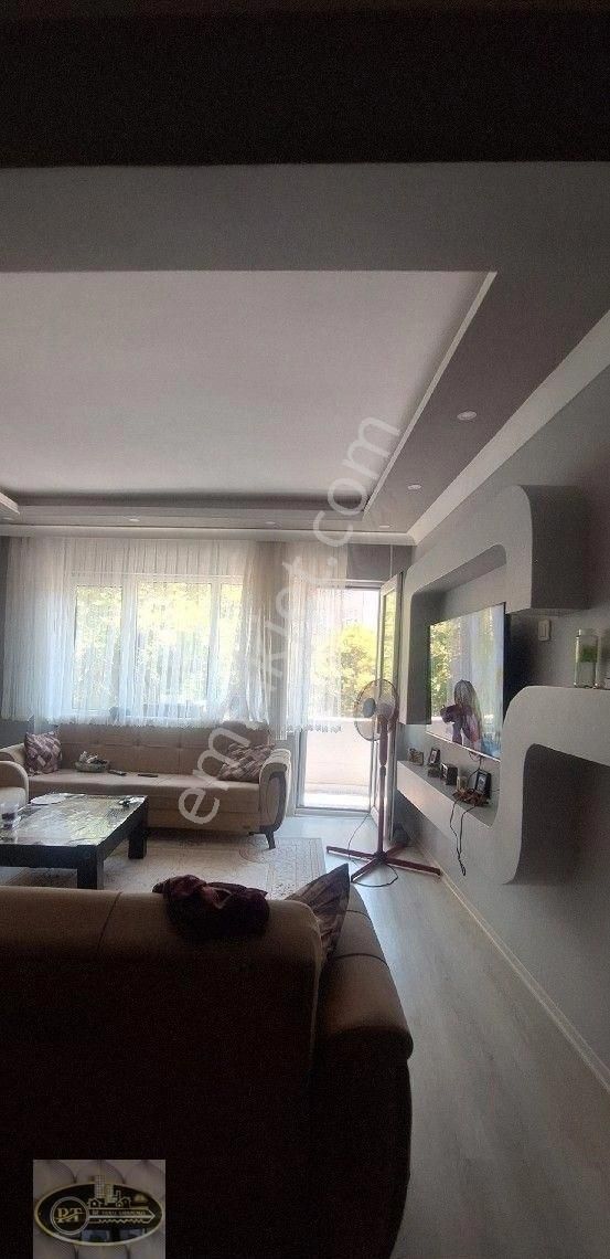 Hacıyusufta Valide Cami Karşısı Arakat 2+1masrafsız - Görsel 14